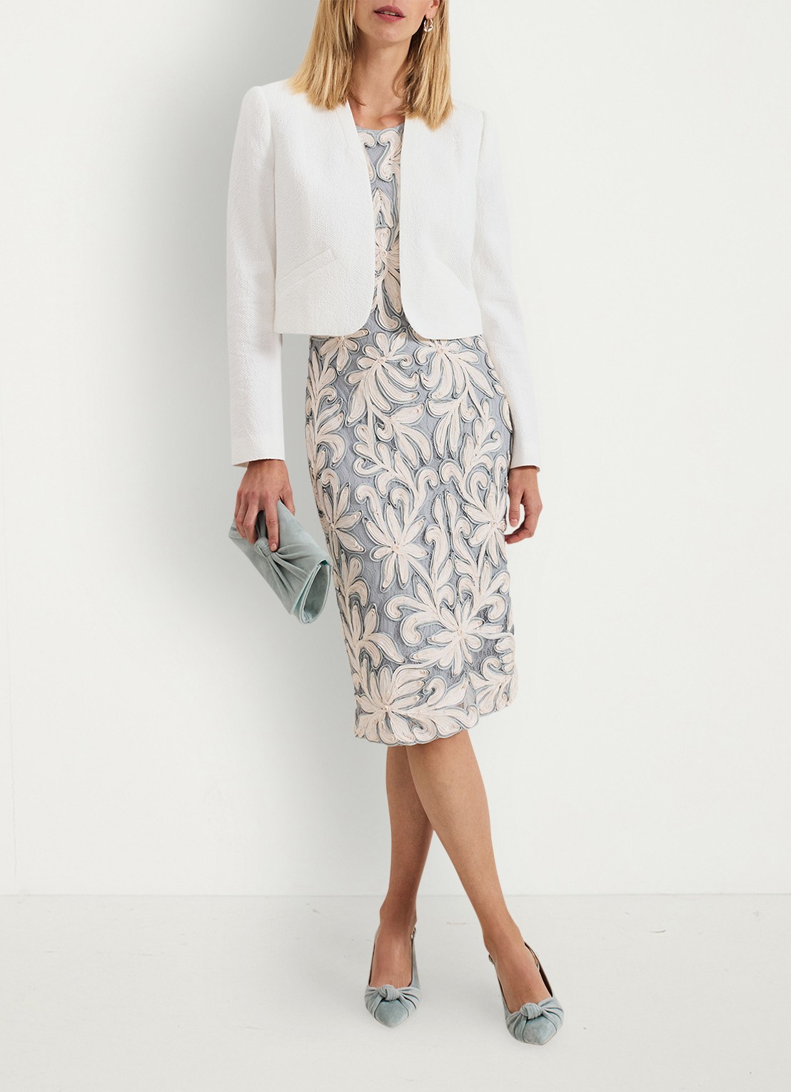 Phase Eight Olivia cropped blazer met paspelzakken - voorkant 2 wit
