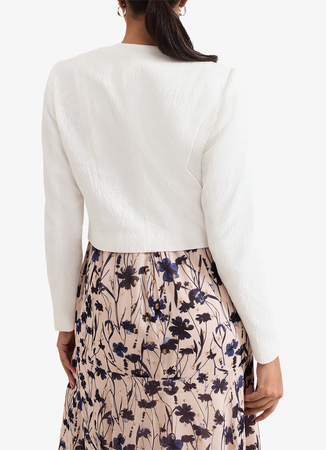 Phase Eight Olivia cropped blazer met paspelzakken - achterkant wit