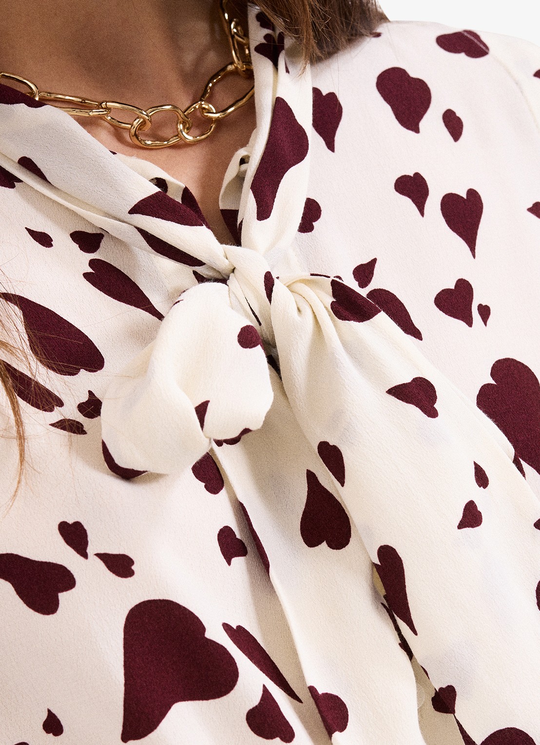 Phase Eight Paloma blouse met sjaalkraag en pofmouwen - detail 3 wit