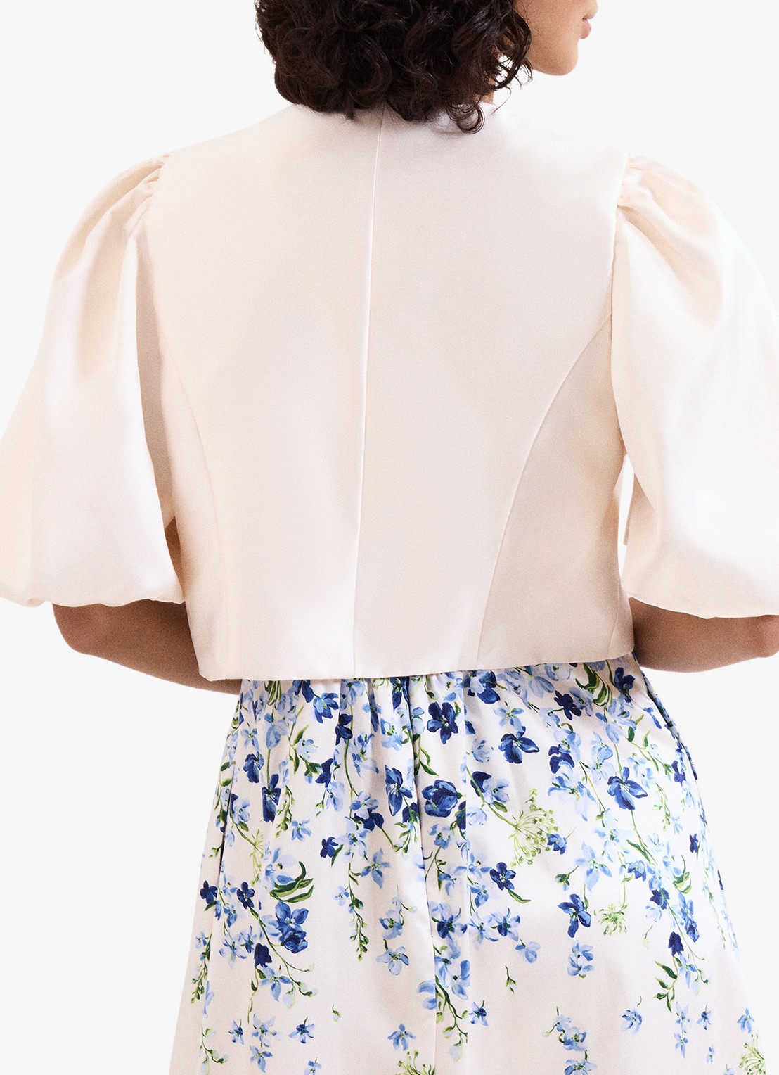 Phase Eight Paulina bolero met pofmouw - achterkant gebroken wit