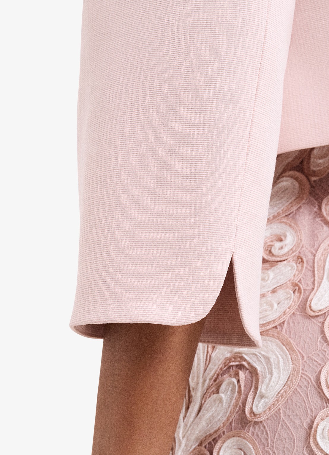 Phase Eight Petite Elizabeth bolero met structuur - detail 5 oudroze