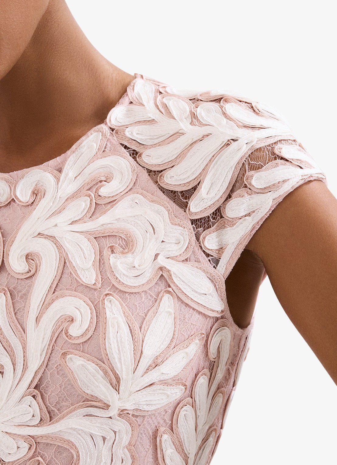 Phase Eight Petite Karima midi jurk met borduring - detail 5 oudroze