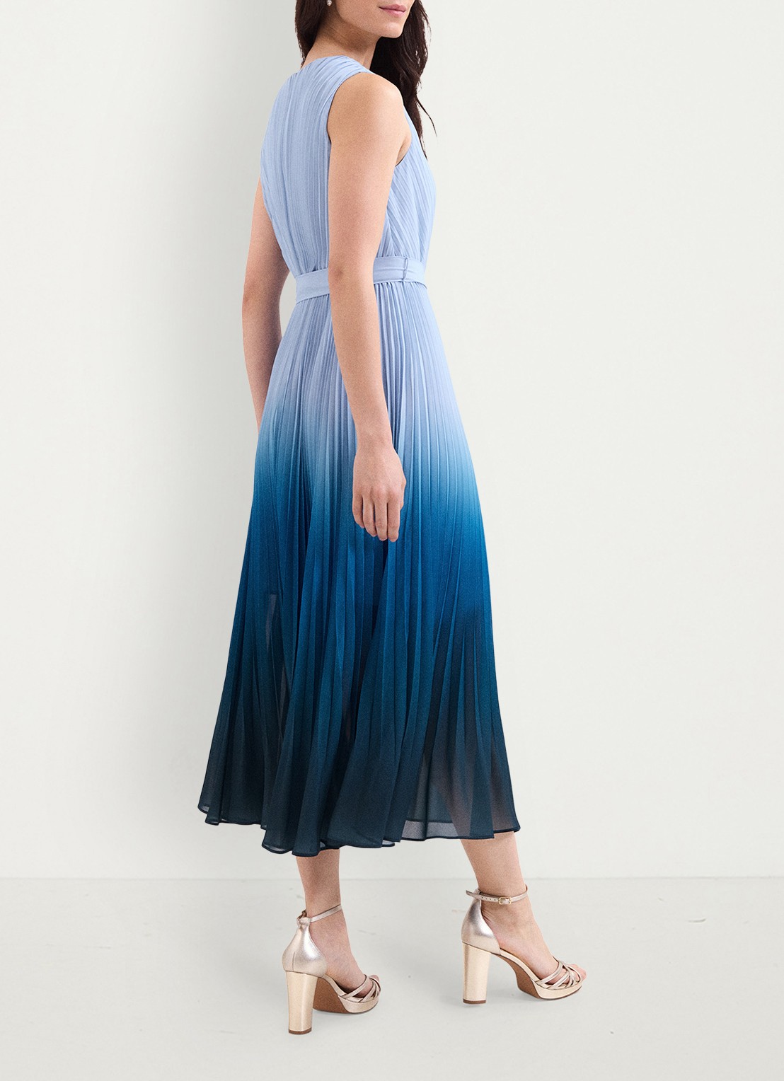 Phase Eight Petite Mira midi jurk met strikceintuur - achterkant blauw
