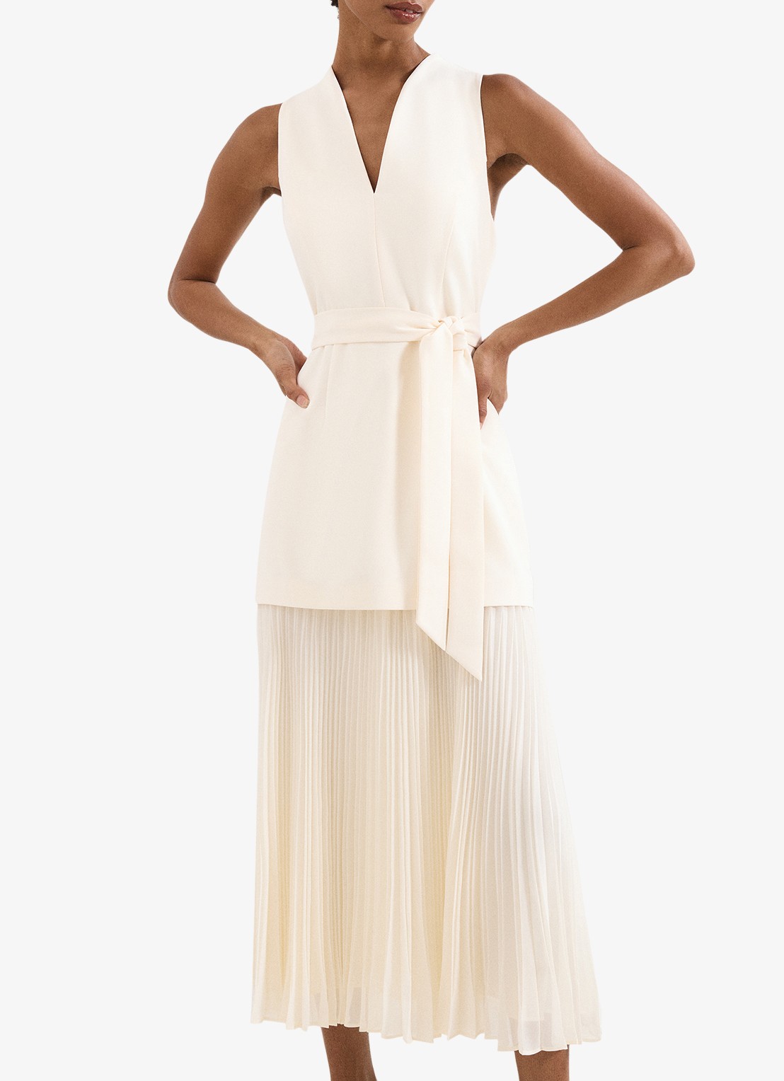 Phase Eight Pia midi jurk met strikceintuur en plooien - detail 3 ivory