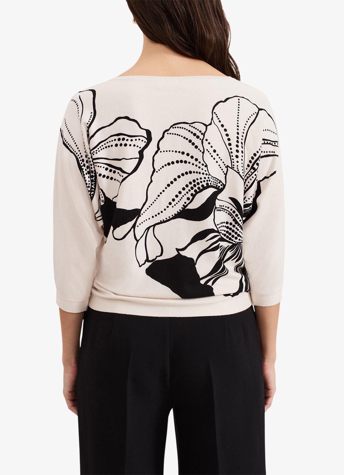 Phase Eight Poppie fijngebreide top met bladprint en studs - achterkant 3 ivoor