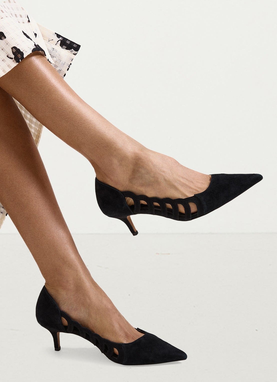 Phase Eight Pump van suède - voorkant 7 zwart