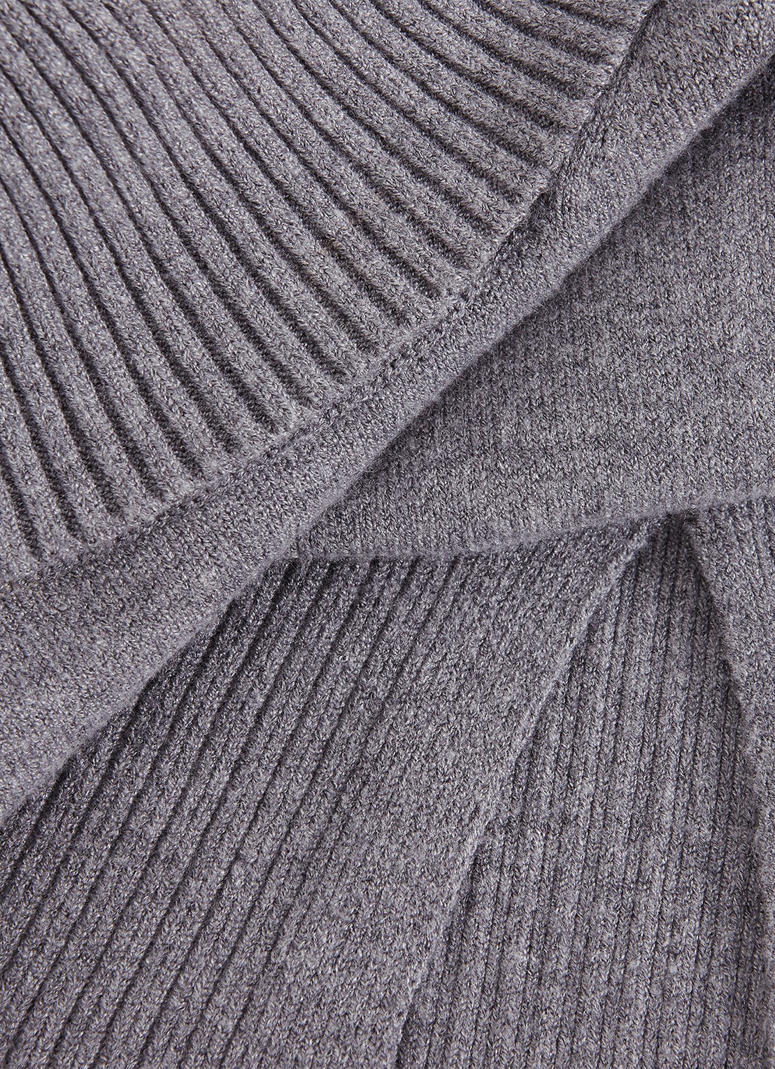 Phase Eight Rachelle fijngebreide spencer met col - detail 6 grijsmele
