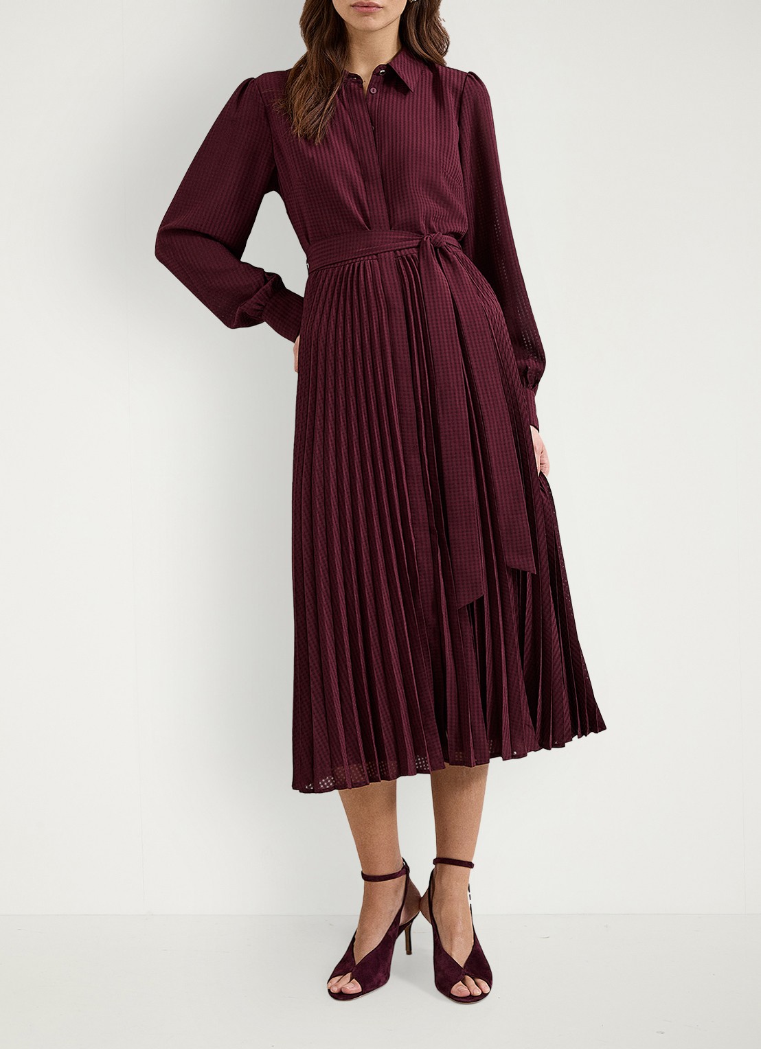 Phase Eight Ren midi blousejurk met print en strikceintuur - voorkant 7 bordeauxrood