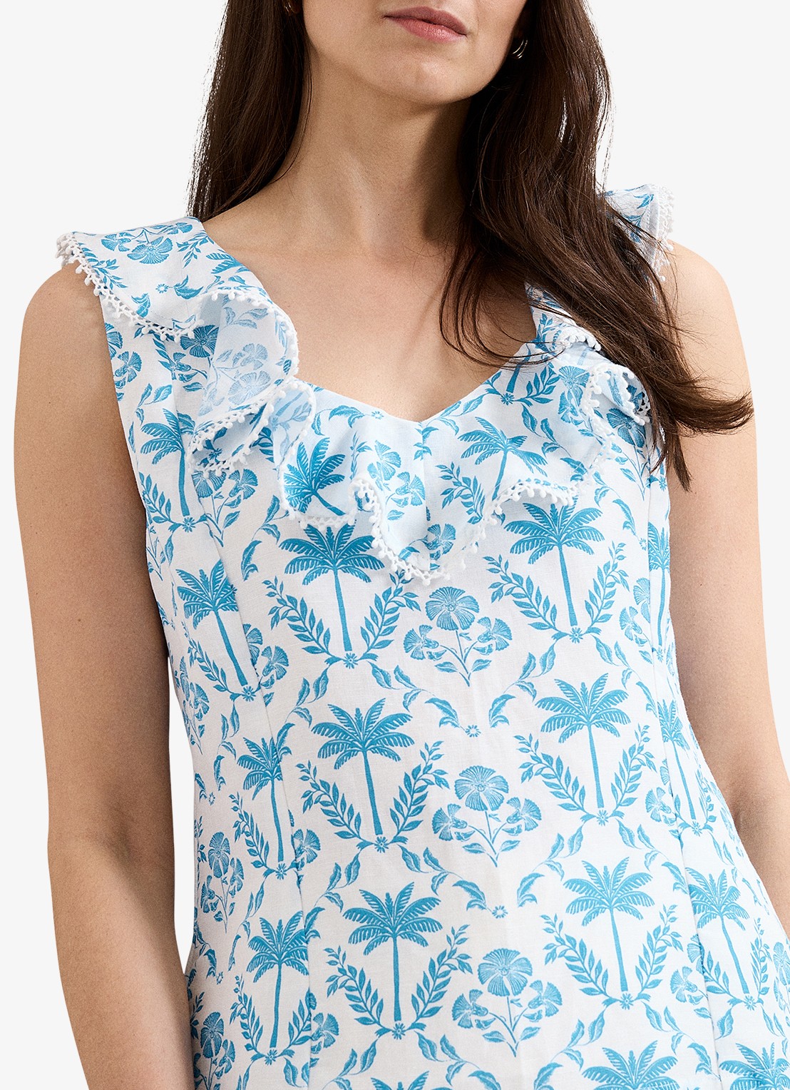 Phase Eight Rhonda blouse met bloemenprint - detail 2 lichtblauw
