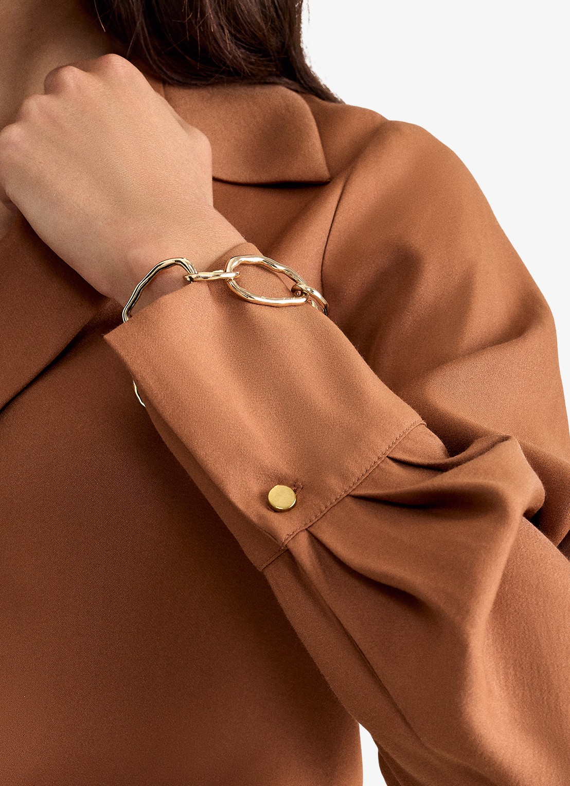 Phase Eight Rihannon blouse met V-hals - detail 3 camel