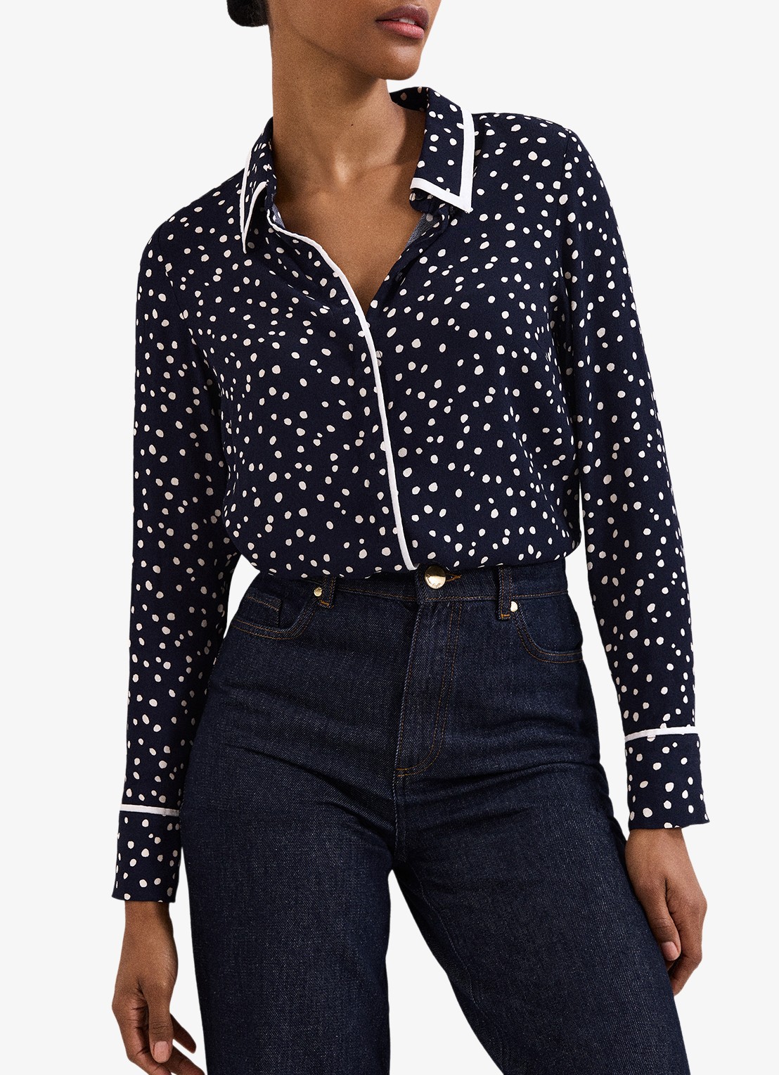 Phase Eight Rita blouse met stippenprint - detail 3 donkerblauw