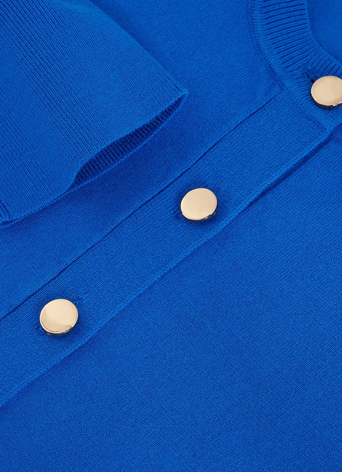 Phase Eight Robin fijngebreid vest met ronde hals - detail 7 blauw
