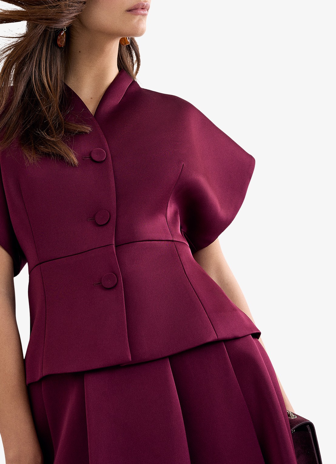Phase Eight Sally getailleerde blazer van satijn - detail 3 bordeauxrood
