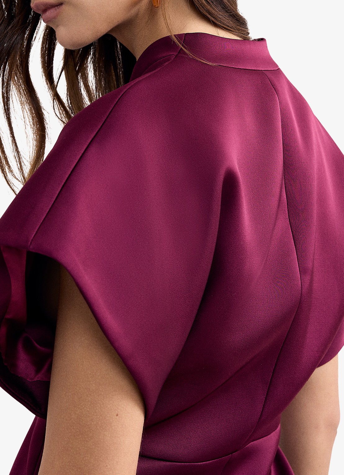 Phase Eight Sally getailleerde blazer van satijn - detail 5 bordeauxrood