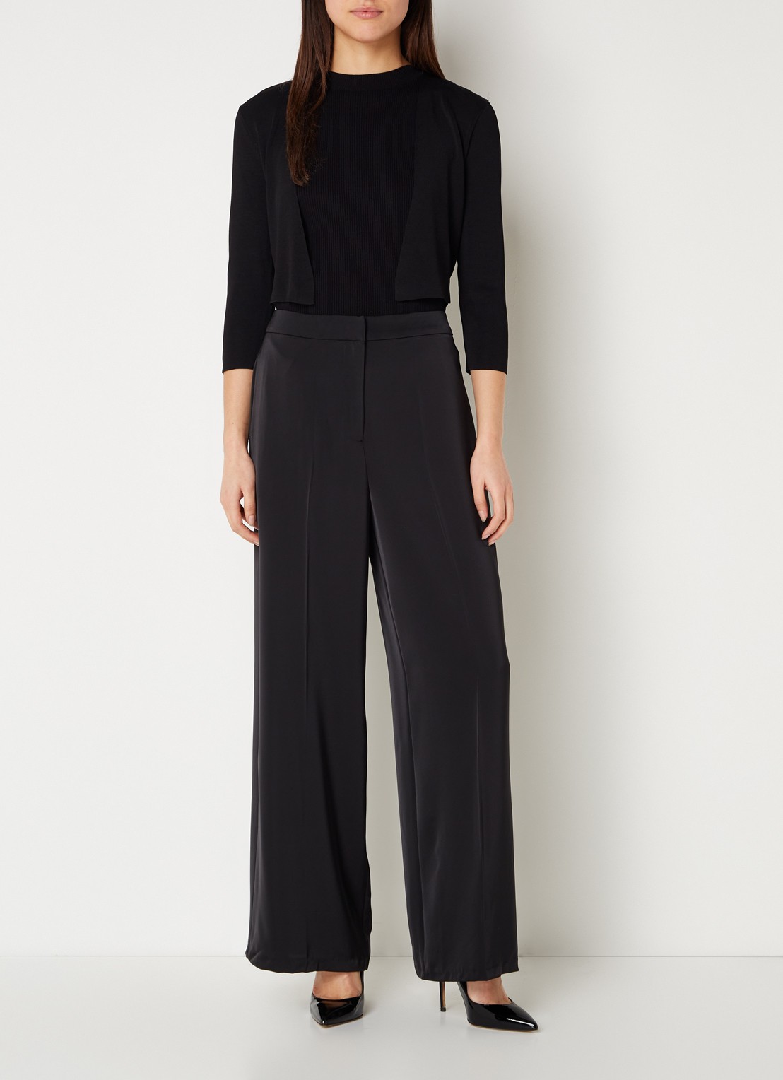 Phase Eight Salma fijngebreide bolero met stretch - voorkant 2 zwart