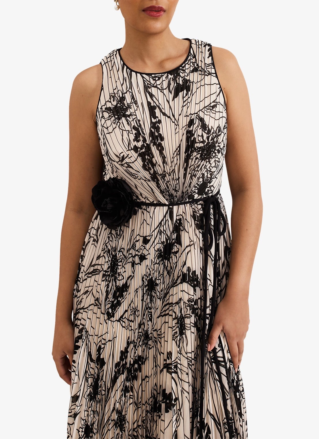Phase Eight Sandra midi jurk met print en plissé - detail 4 zwart