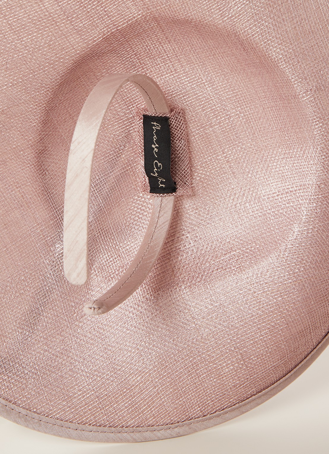 Phase Eight Sherby Twist Fascinator haarband met veren - detail 4 taupe