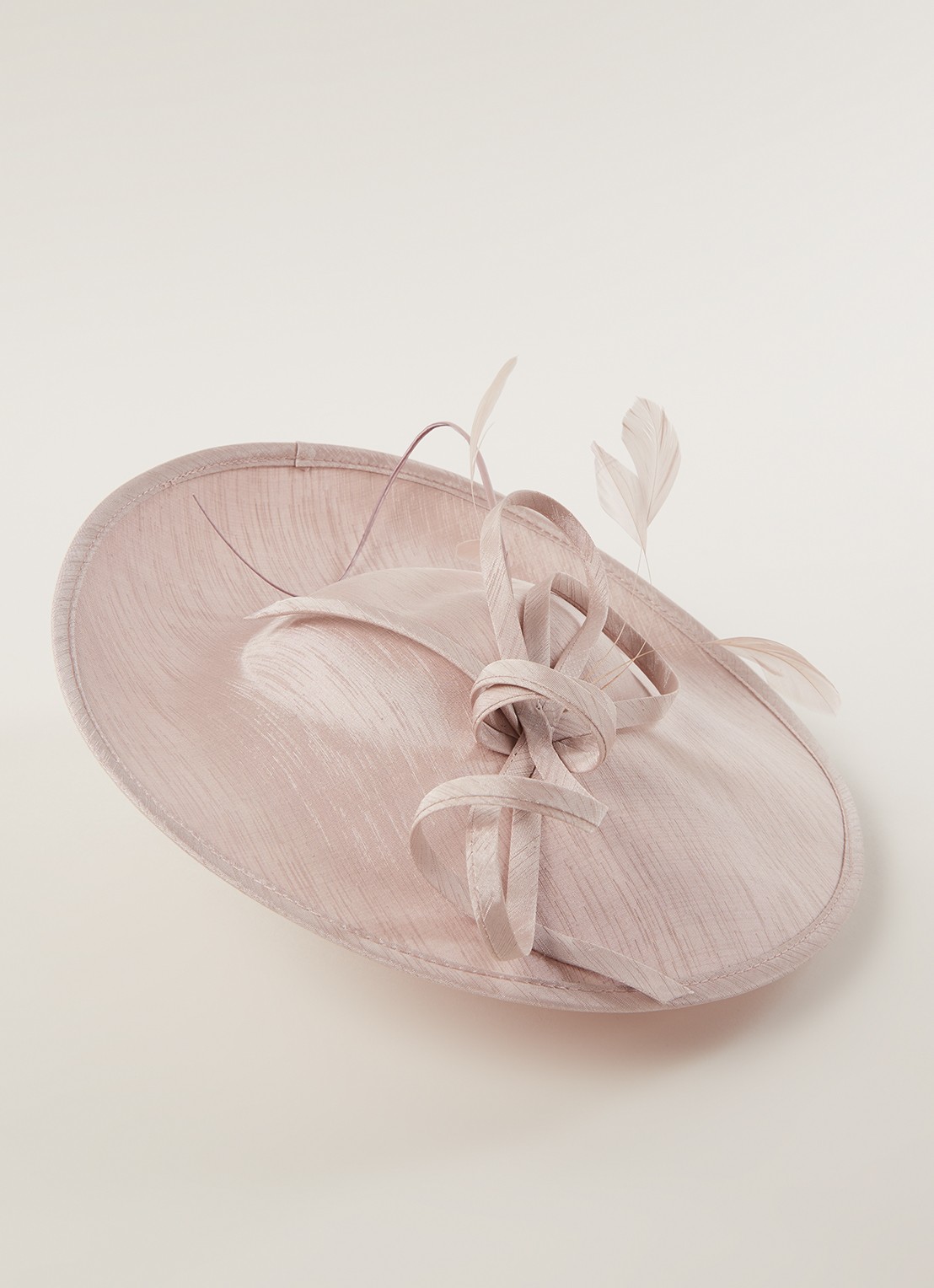 Phase Eight Sherby Twist Fascinator haarband met veren - voorkant 2 taupe
