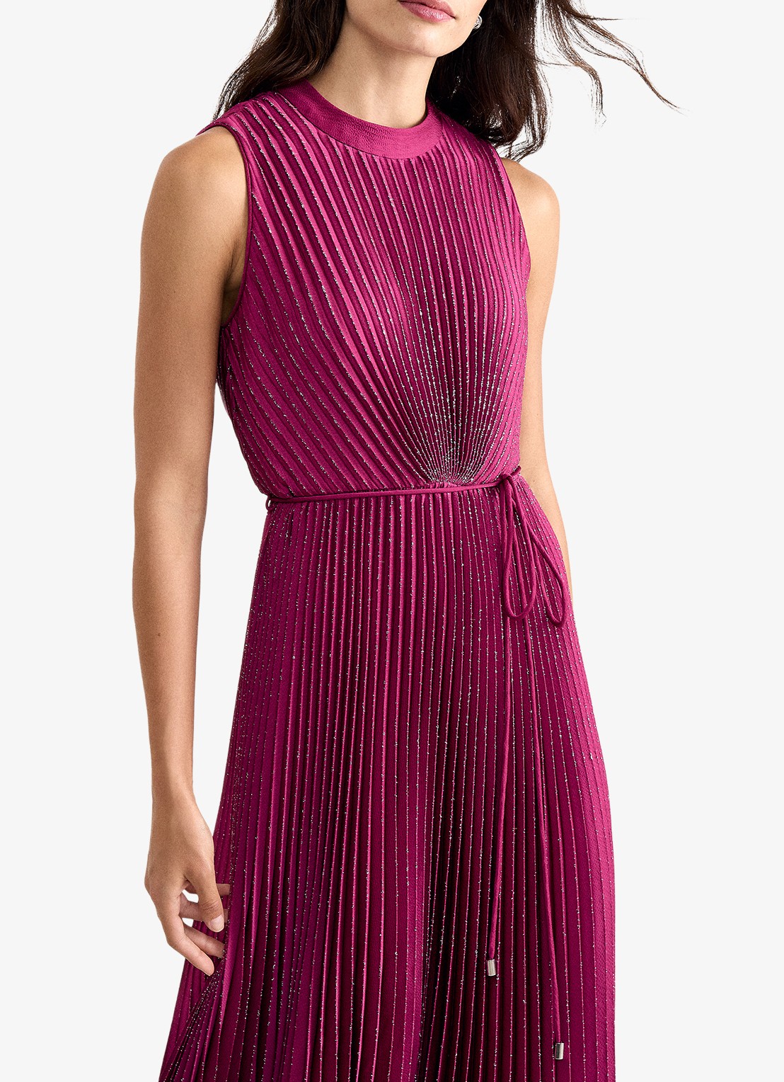 Phase Eight Simara maxi jurk met strass en plooien - detail fuchsia