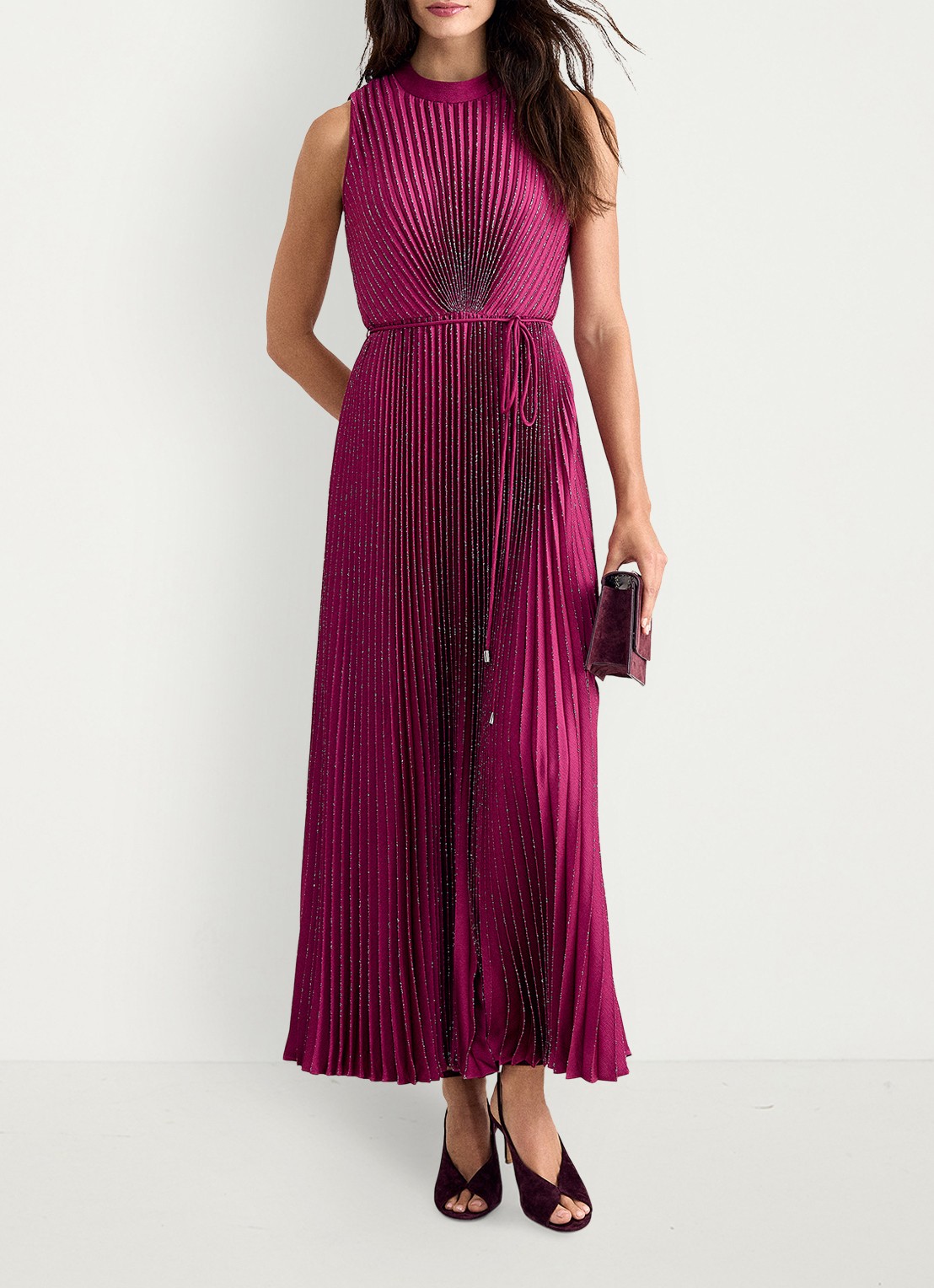 Phase Eight Simara maxi jurk met strass en plooien - voorkant 8 fuchsia