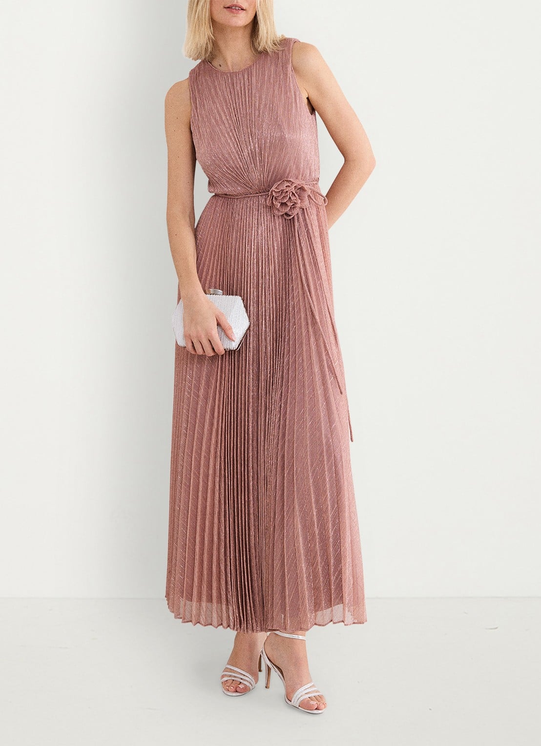 Phase Eight Simara midi jurk met plissé - voorkant 2 oudroze