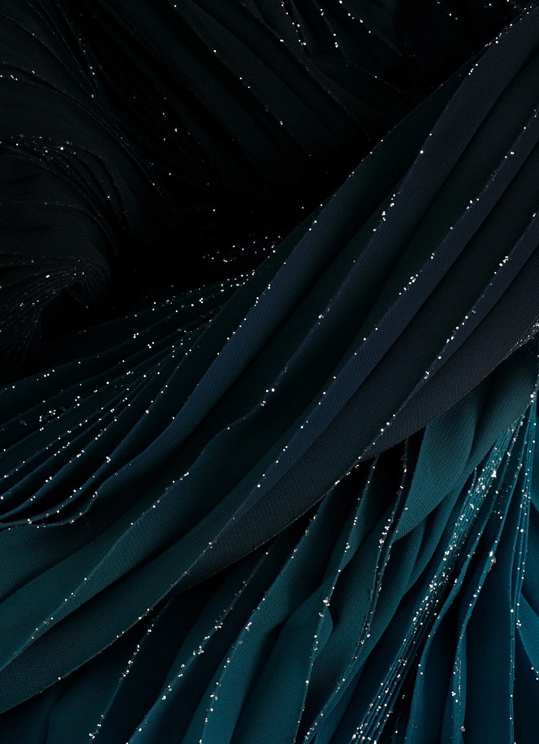 Phase Eight Simara midi jurk met strass en plooien - detail 7 donkerblauw