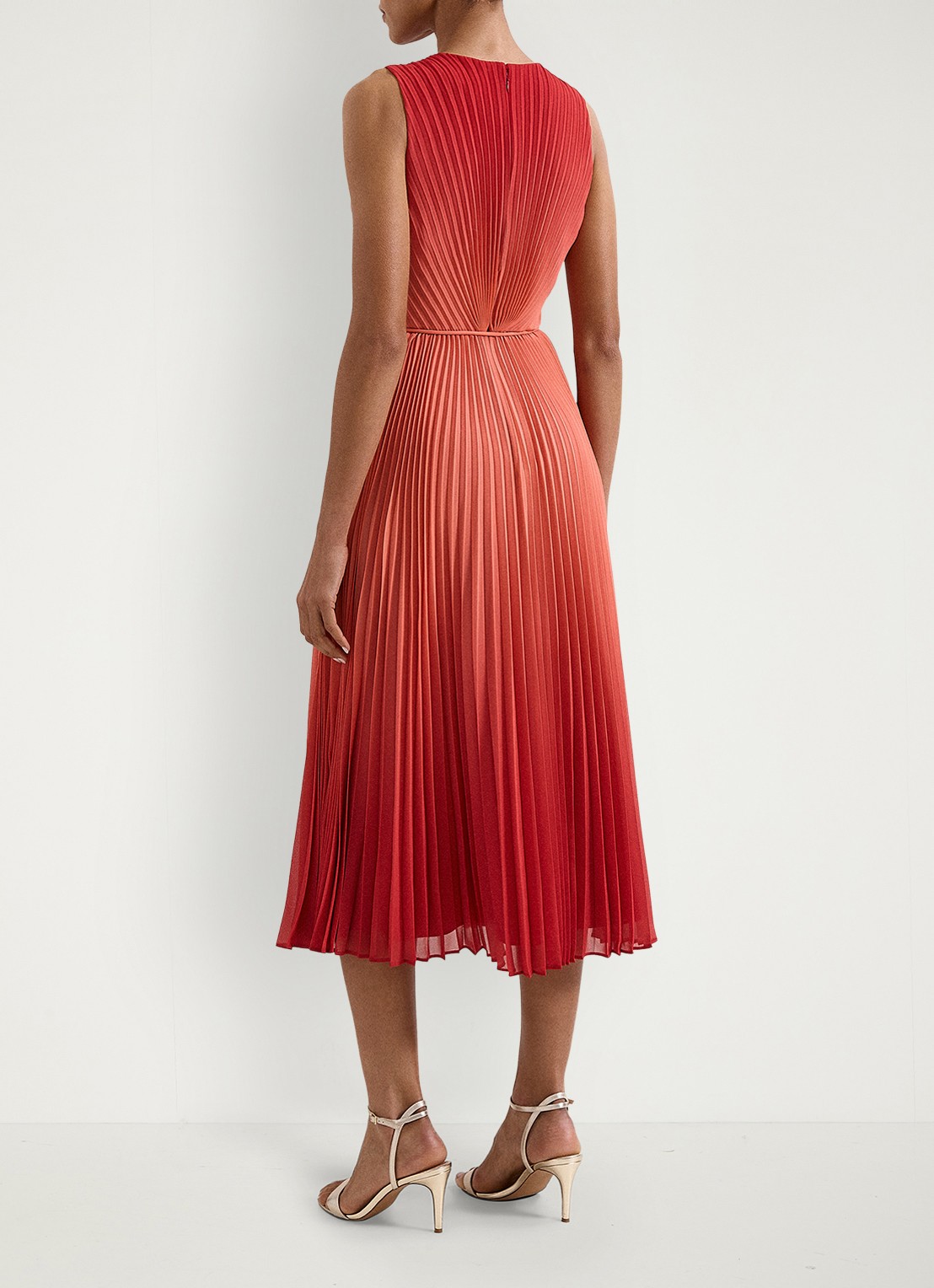 Phase Eight Simara midi jurk met strikceintuur - achterkant 3 oranjerood