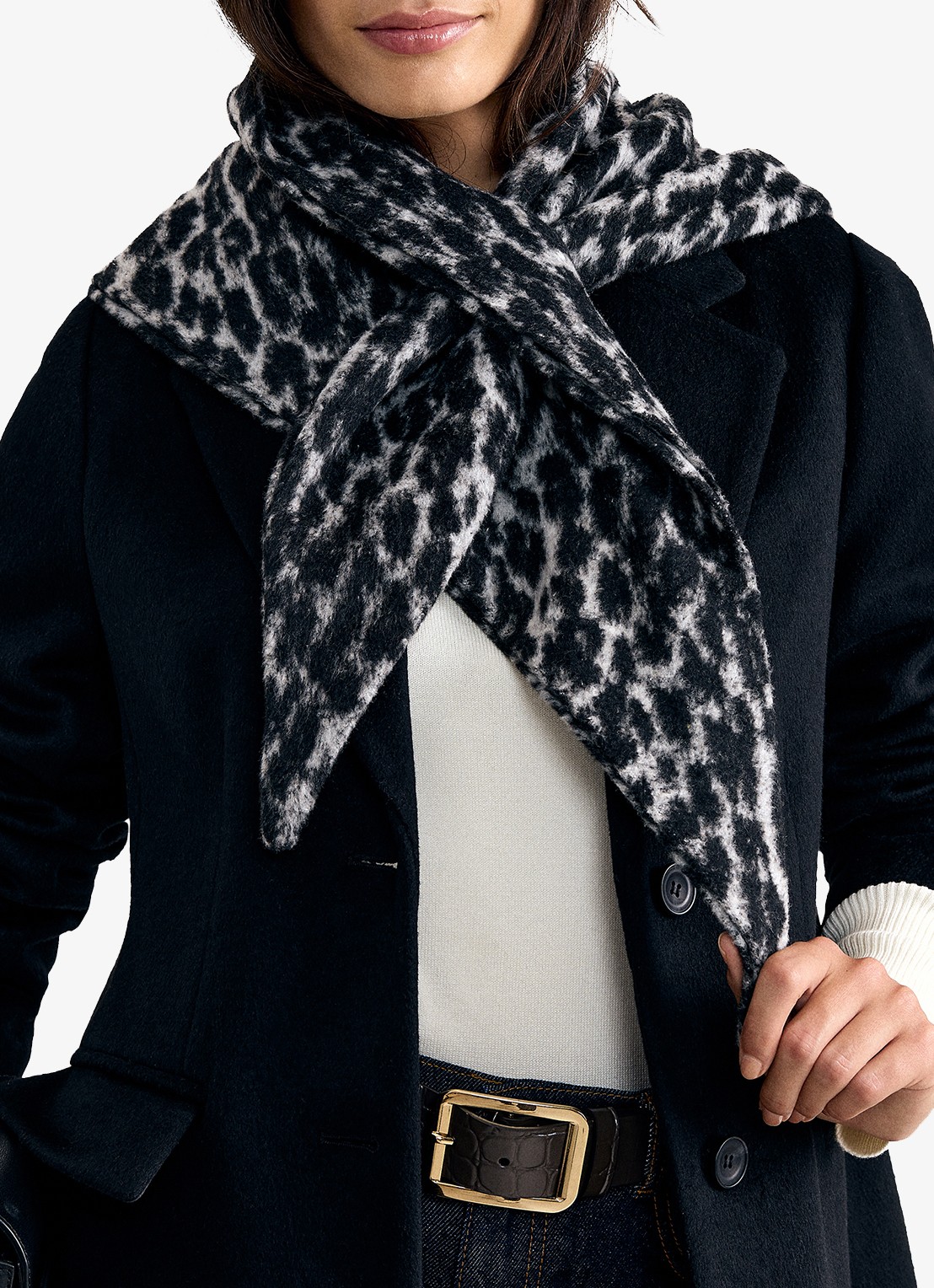 Phase Eight Sjaal met dierenprint - detail zwart