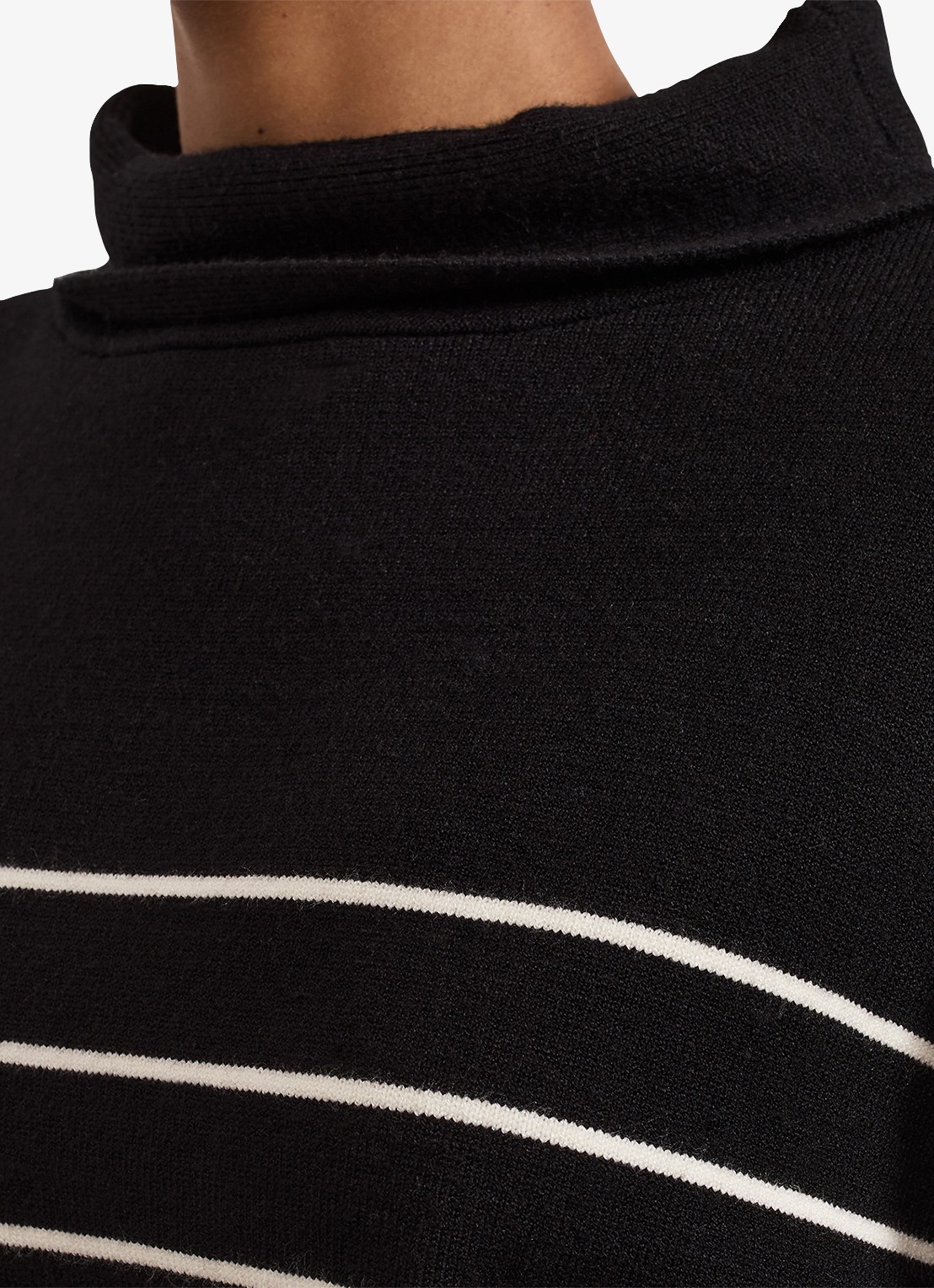 Phase Eight Skylar mini fijngebreide trui-jurk met streepprint - detail 4 zwart