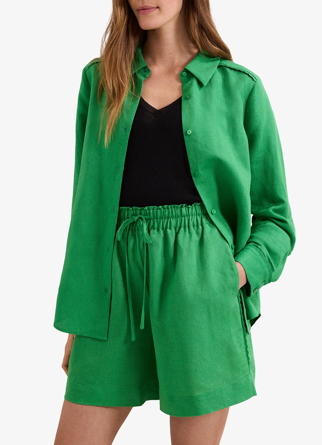 Phase Eight Sloane blouse in linnenblend - detail 4 groen