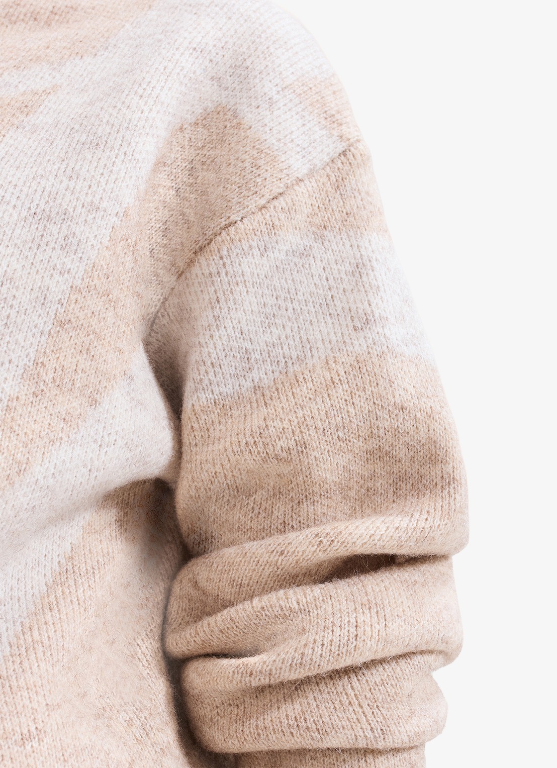 Phase Eight Stephanie grofgebreide trui in wolblend met col - detail 3 beige