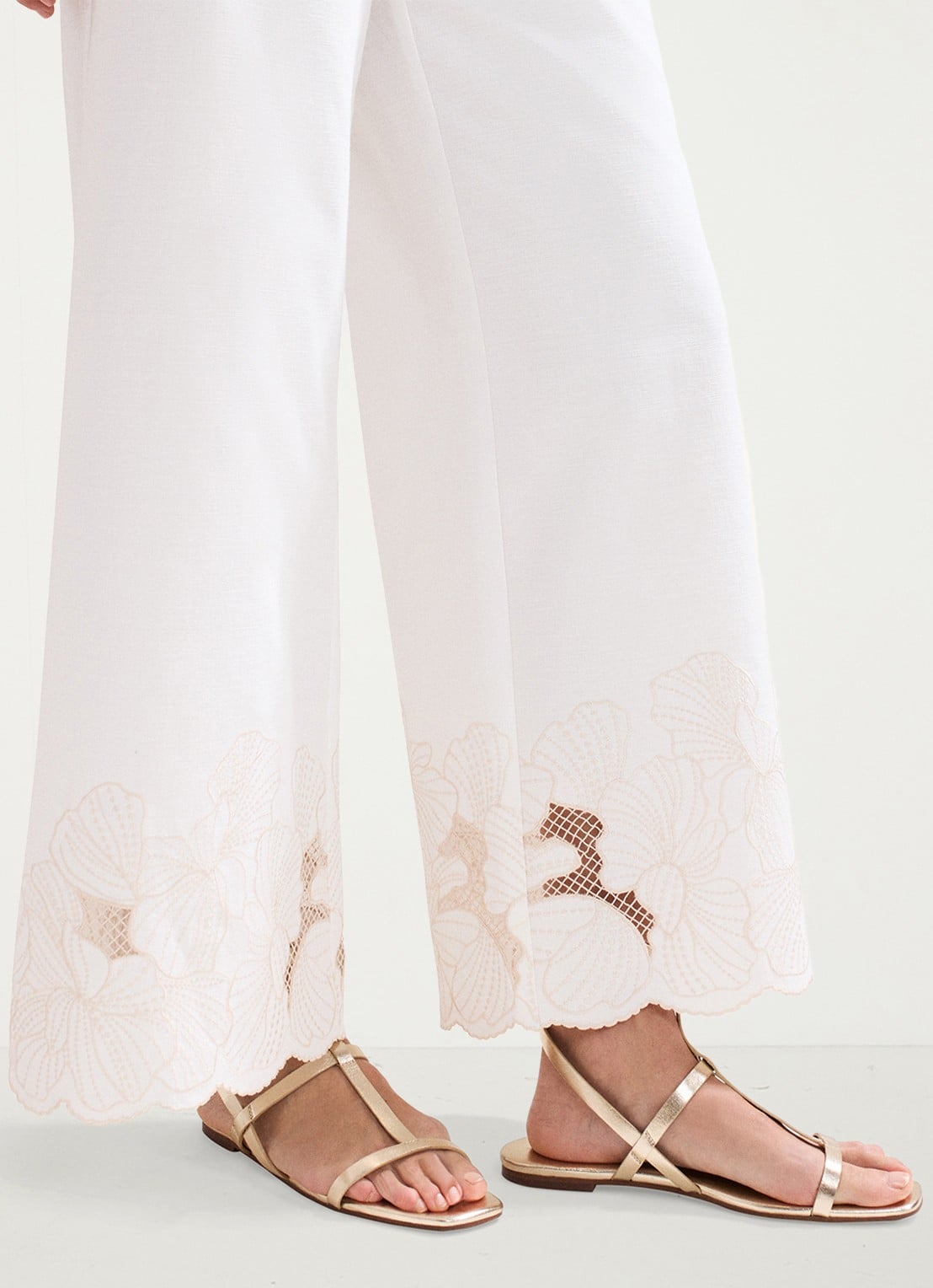 Phase Eight Strappy Flat Sandals - voorkant 6 goud