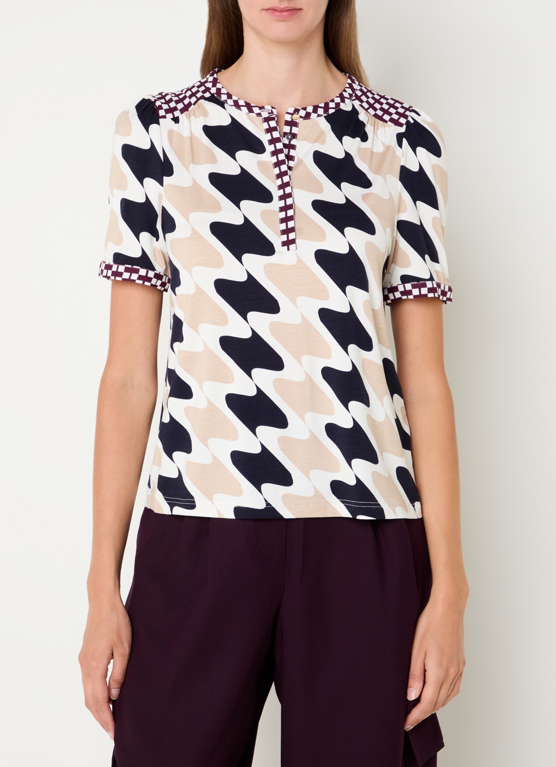Phase Eight Suki top van jersey met print - detail 4 beige