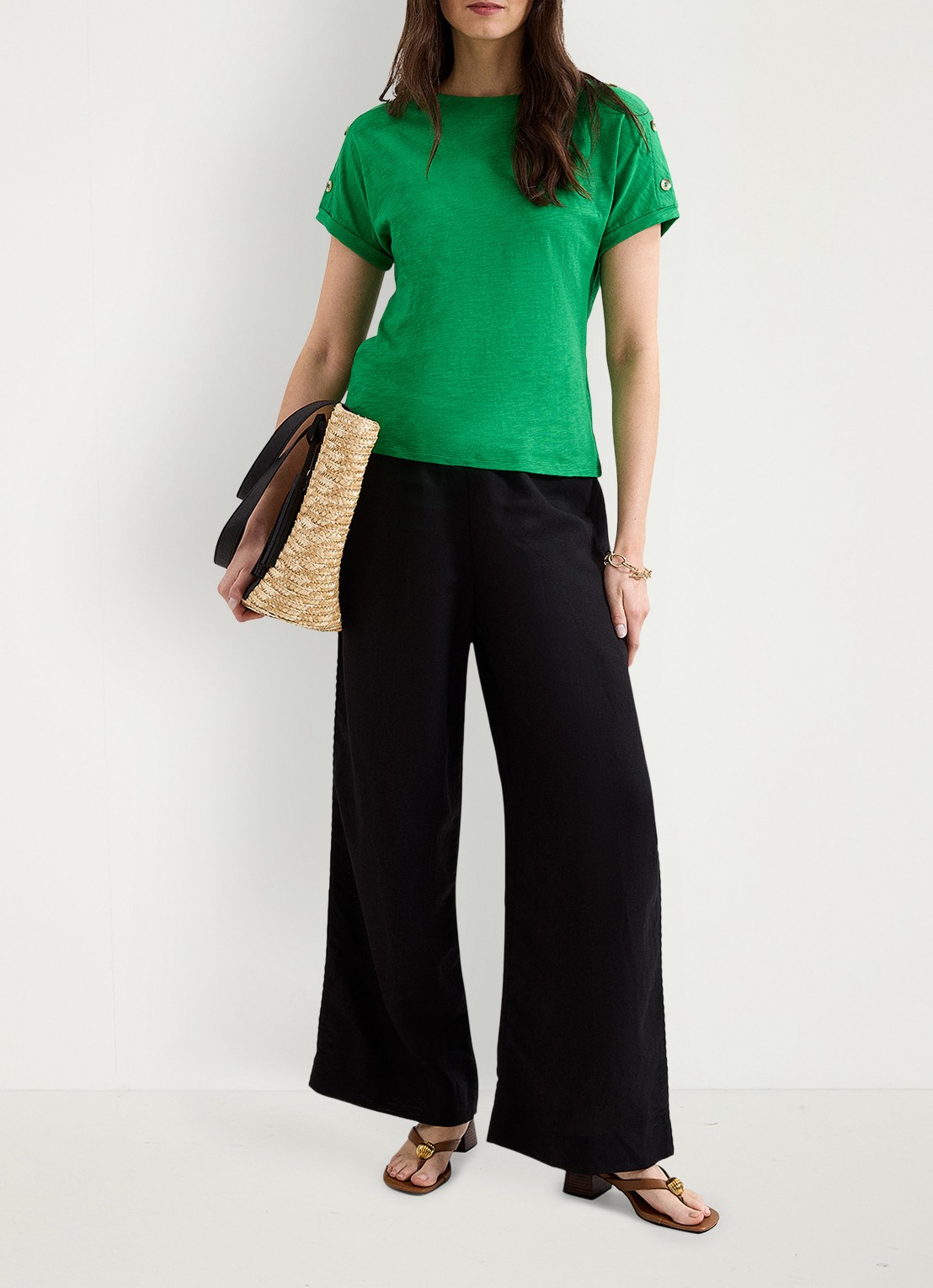 Phase Eight Suzie T-shirt met ronde hals - voorkant 6 groen