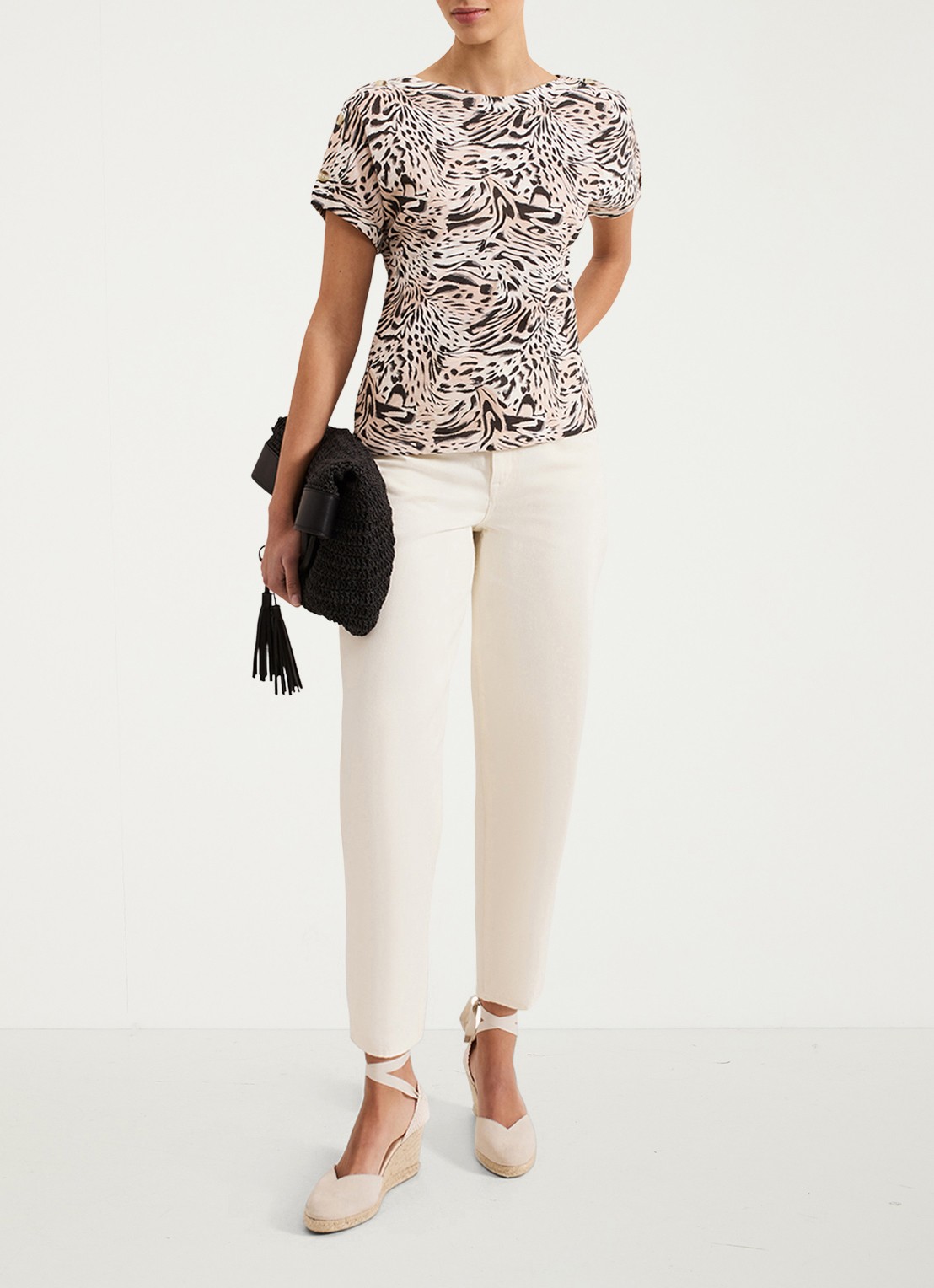 Phase Eight Suzie top met print - voorkant 2 beige