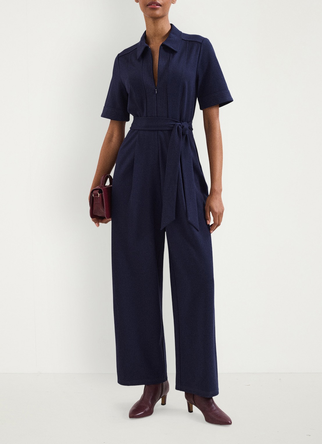 Phase Eight Tabitha wide leg jumpsuit met strikceintuur - voorkant 3 blauw