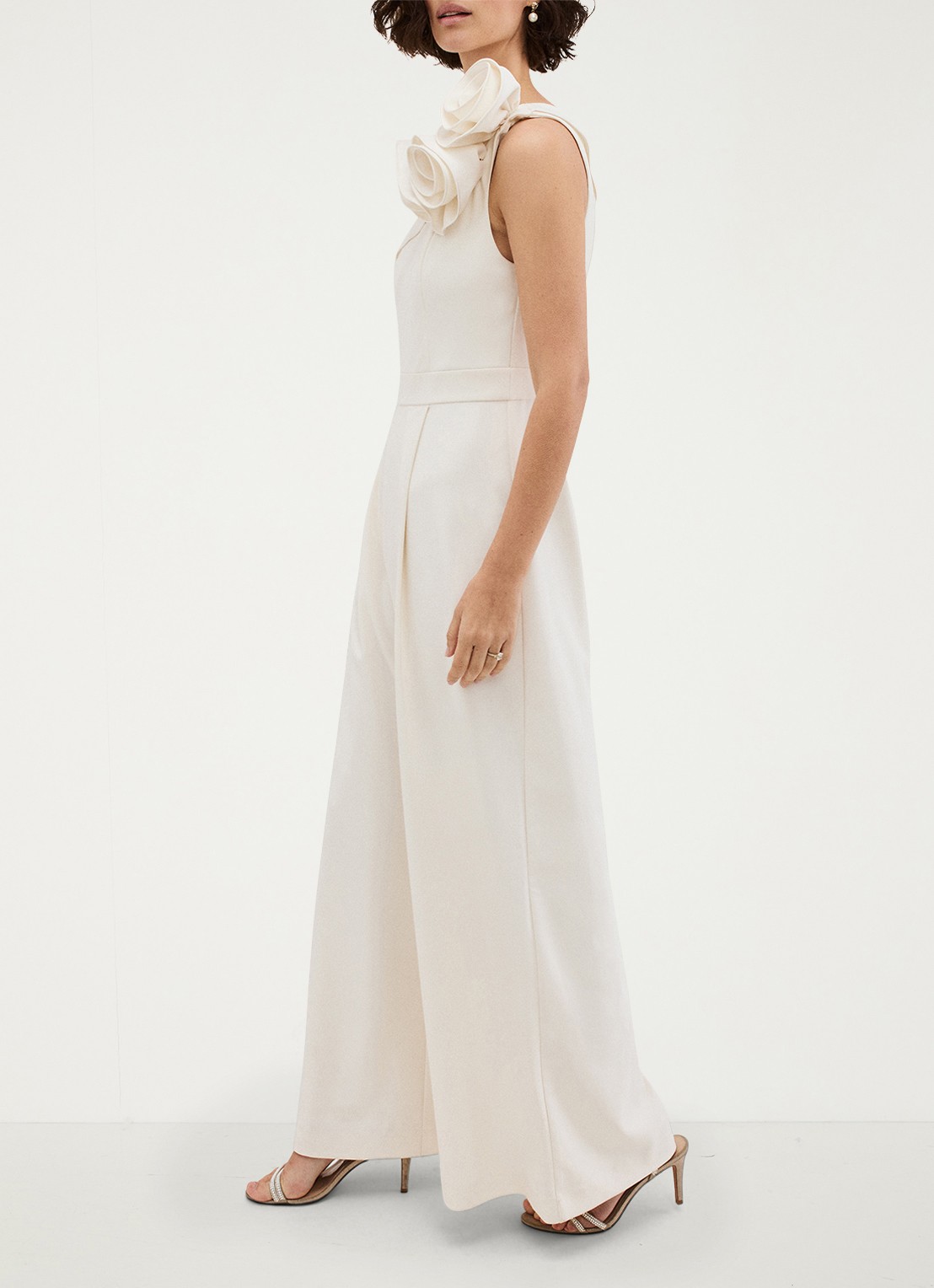 Phase Eight Tali wide fit one shoulder jumpsuit met persplooi - detail 2 creme