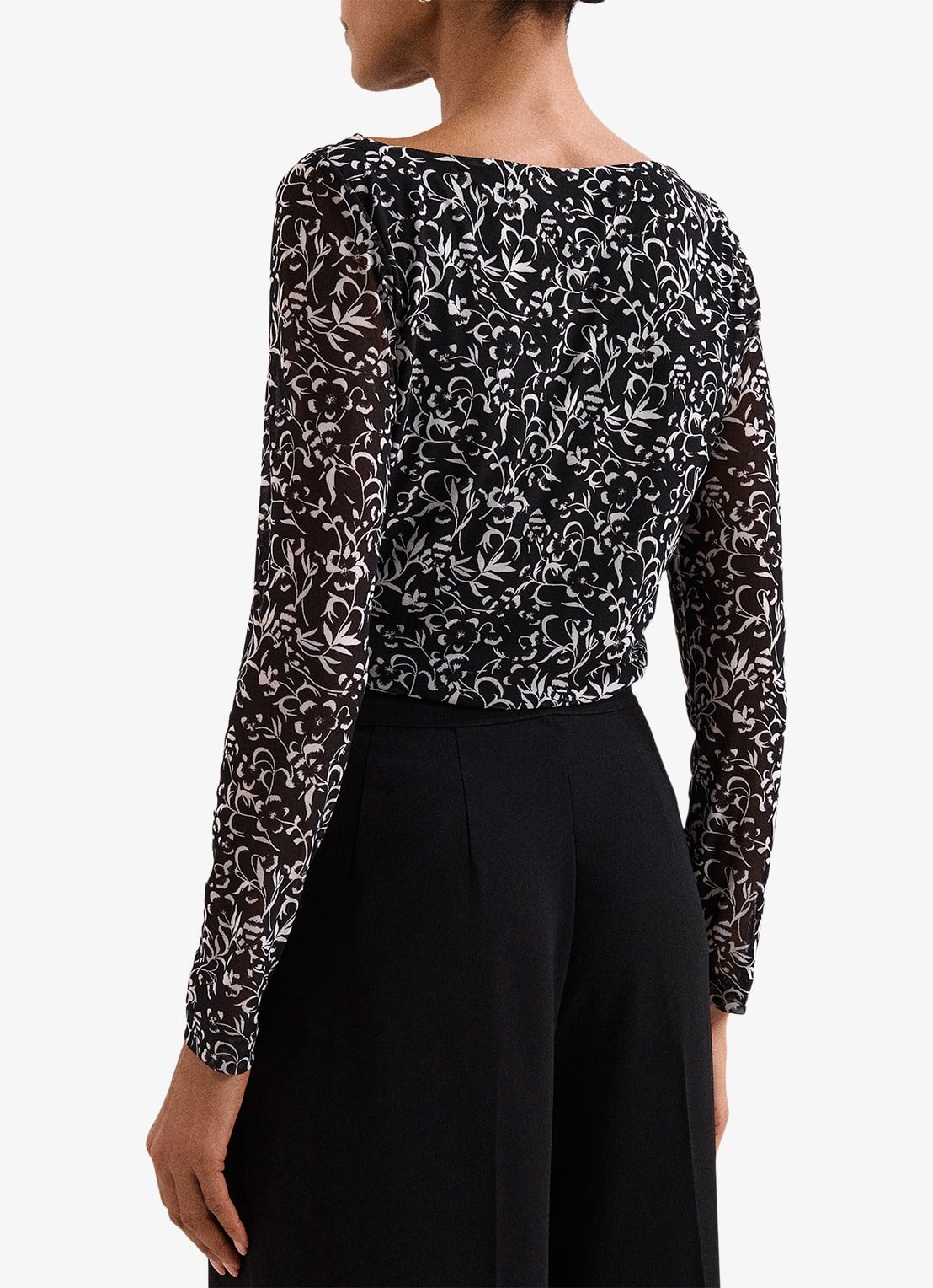 Phase Eight Tammy top met bloemenprint - achterkant zwart