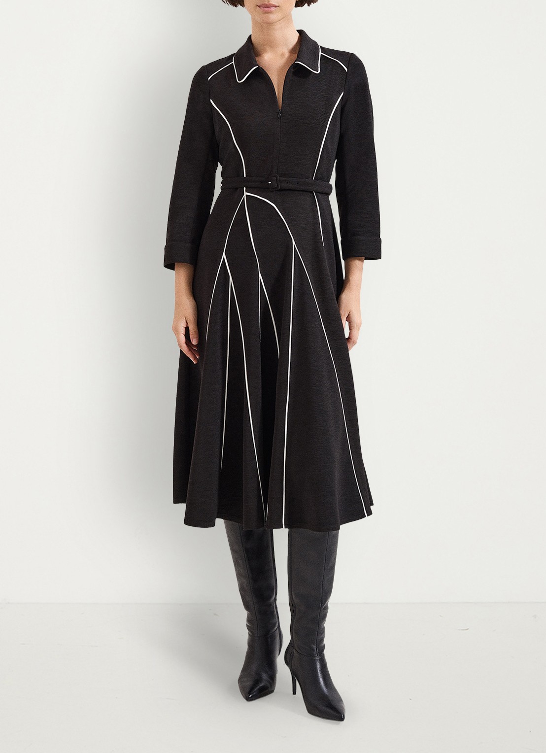 Phase Eight Tilly midi jurk met streep detail - voorkant 3 zwart