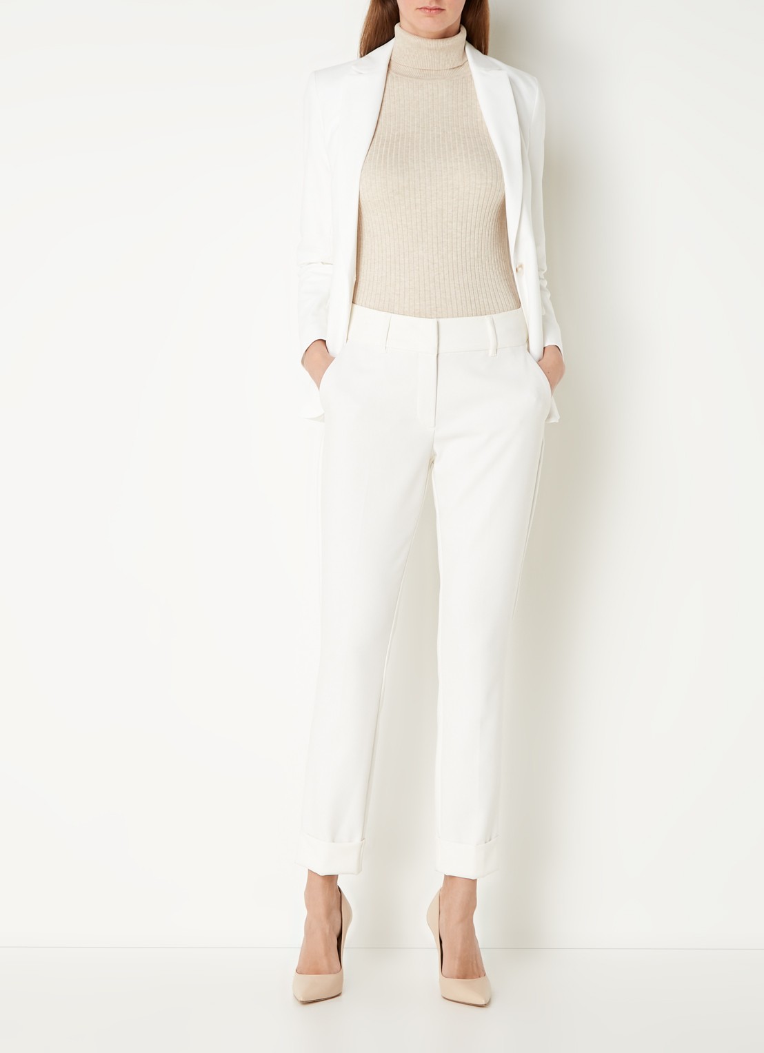 Phase Eight Ulrica blazer met klepzakken - voorkant 2 wit