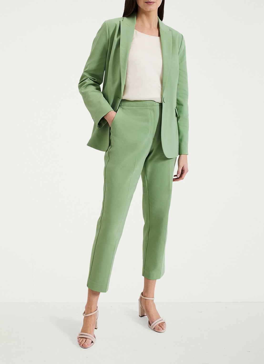 Phase Eight Ulrica blazer met klepzakken - voorkant 2 lindegroen