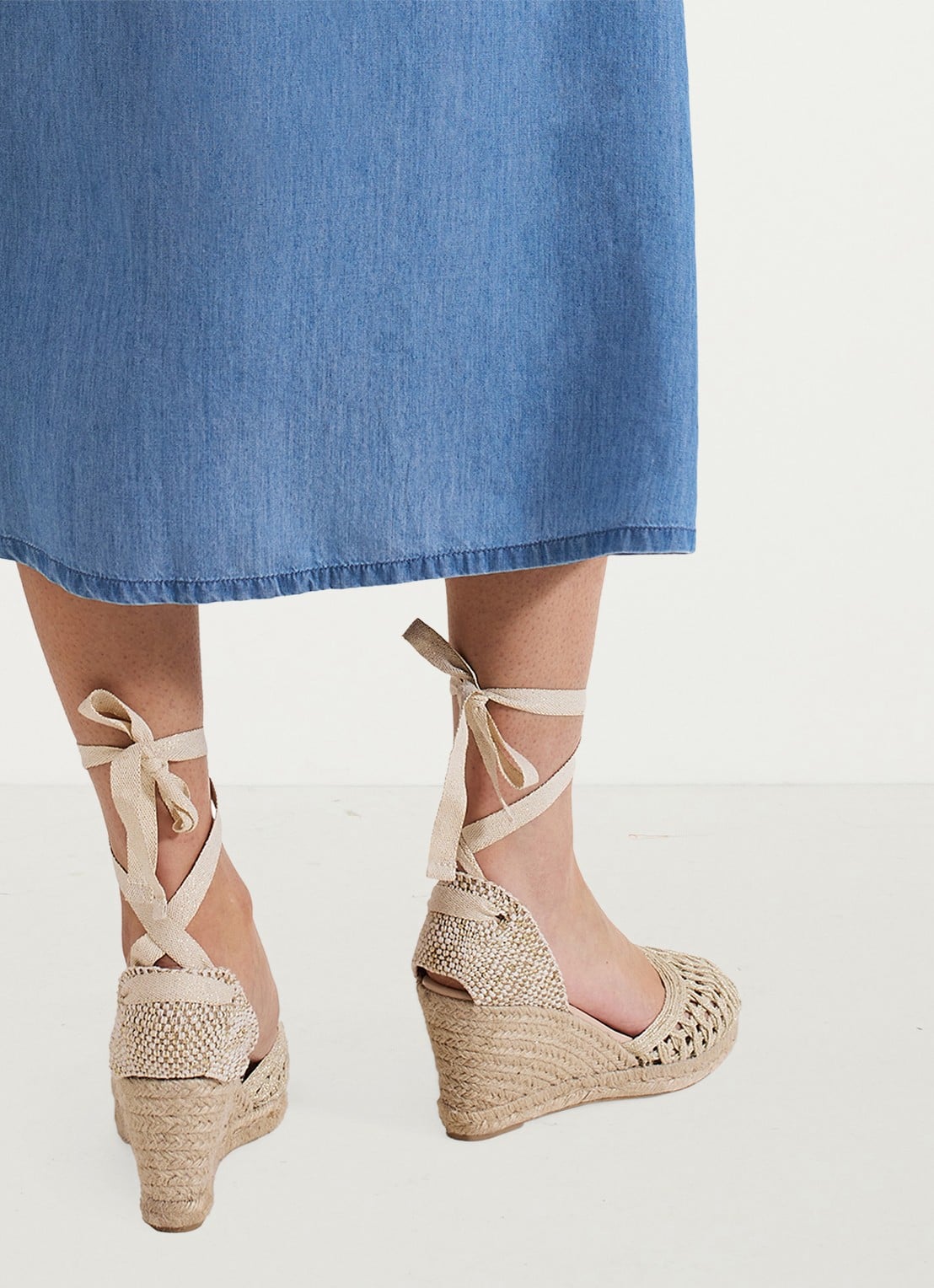 Phase Eight Wedge espadrilles met lurex - achterkant 6 beige