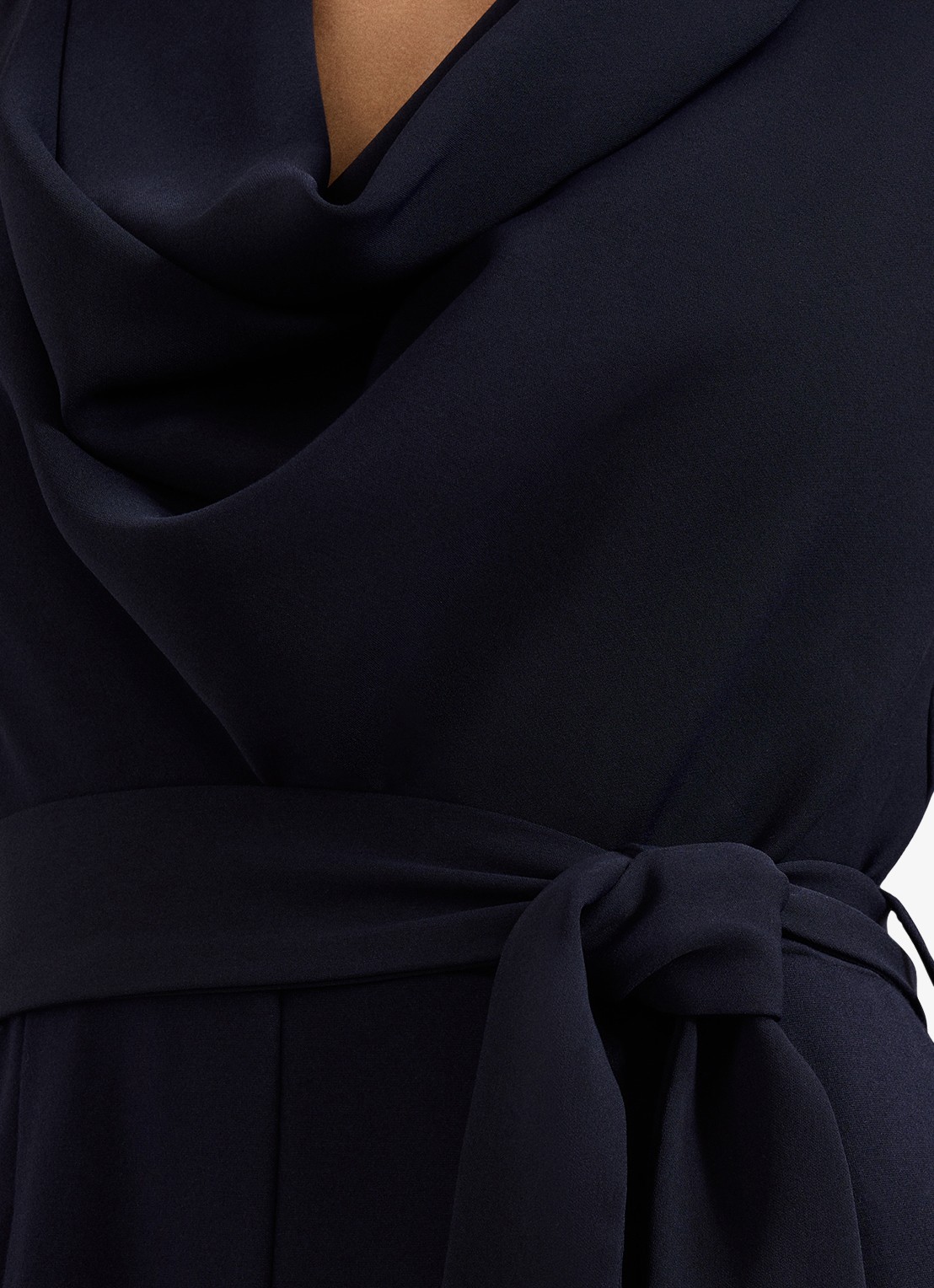 Phase Eight Wide fit jumpsuit met strikceintuur - detail 3 donkerblauw