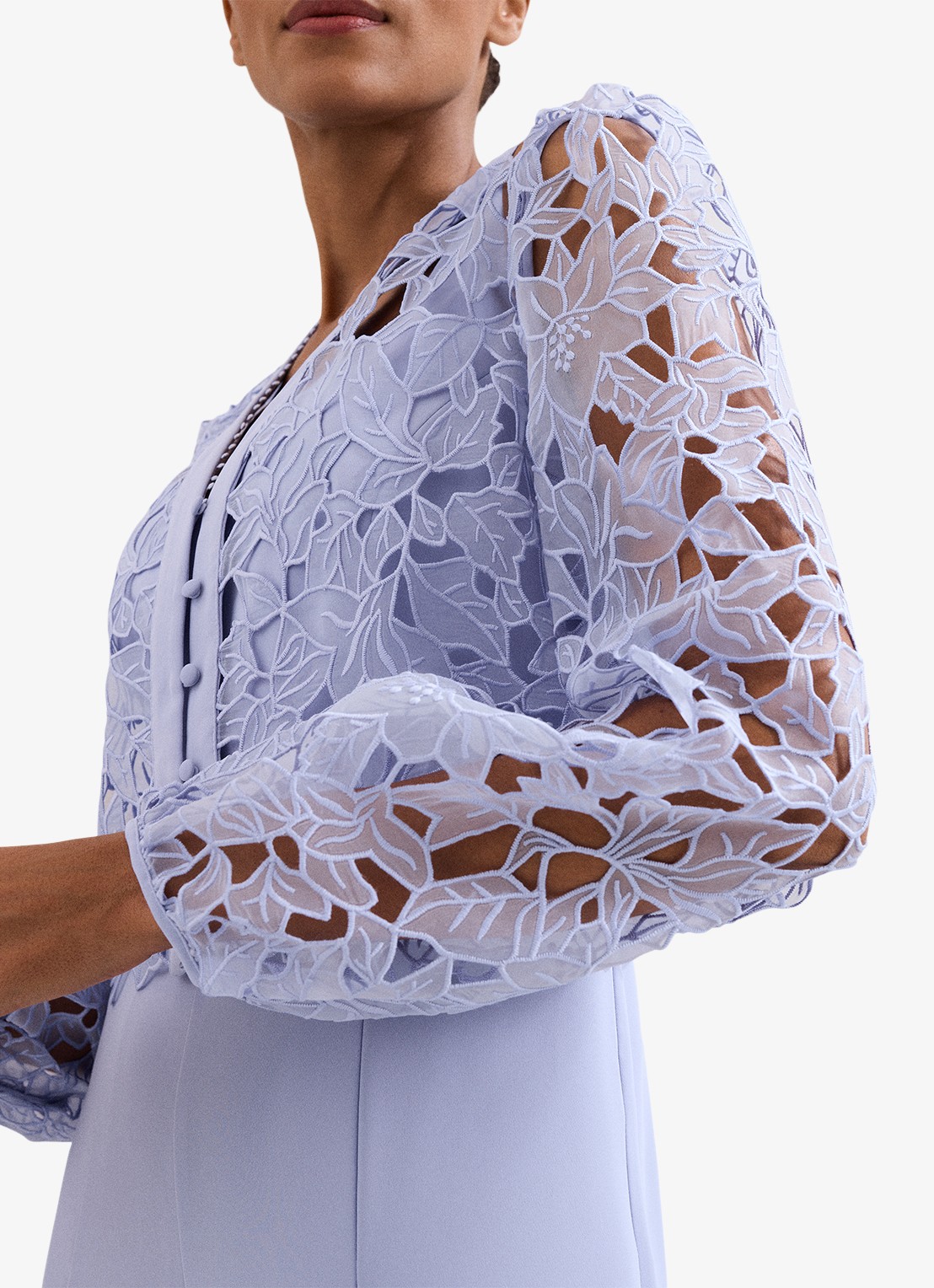 Phase Eight Winona jumpsuit met vest van broderie - detail 7 pale blue