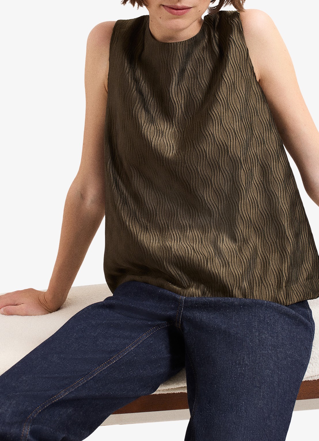 Phase Eight Zula top met textuur - detail 3 khaki
