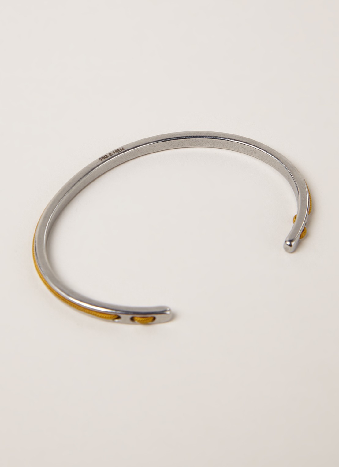 Pig&Hen Navarch 4 bangle N4-SS19 - voorkant 2 mosterd