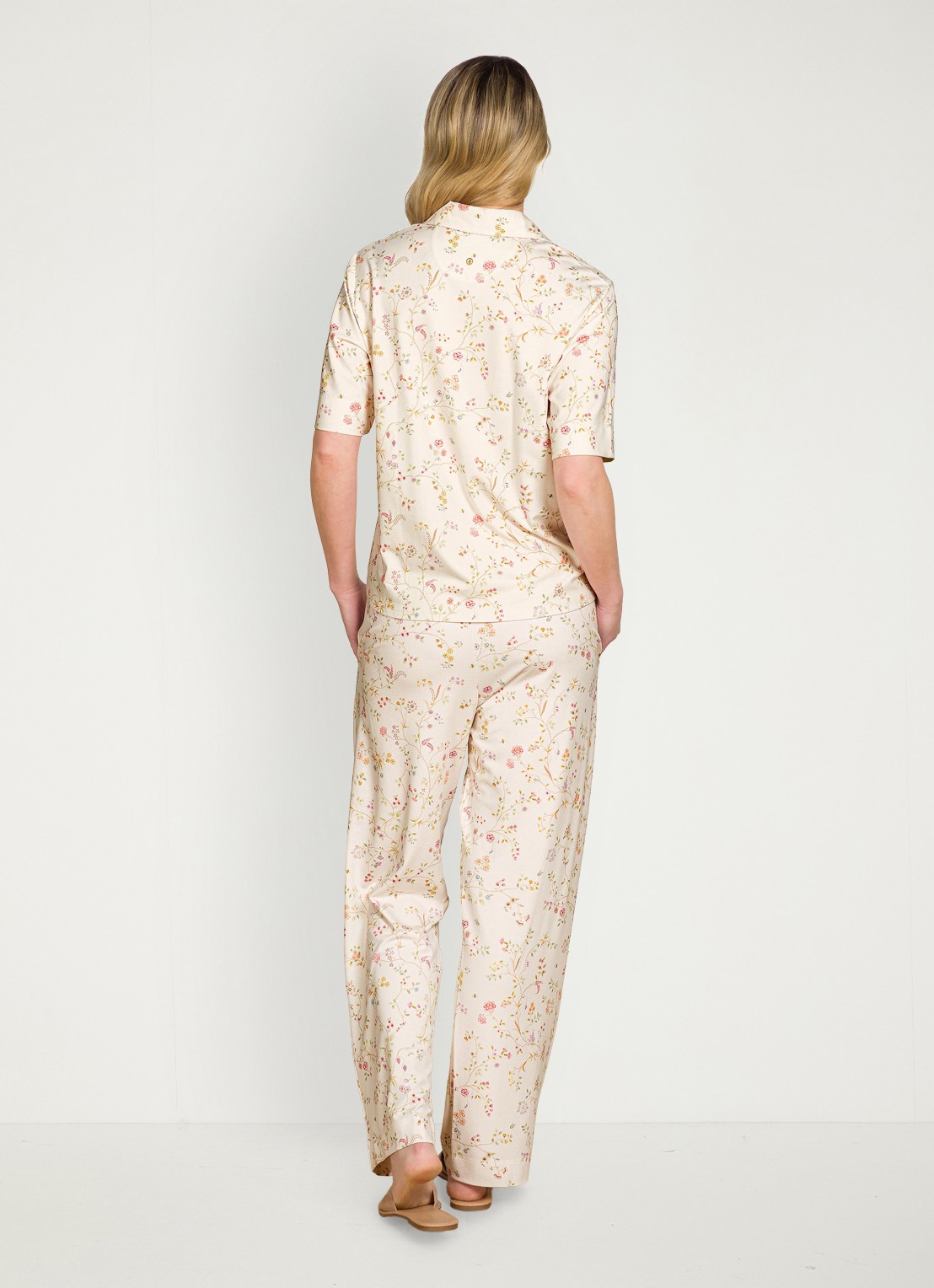 Pip Studio Belin pyjamabroek met bloemenprint - detail 2 gebroken wit
