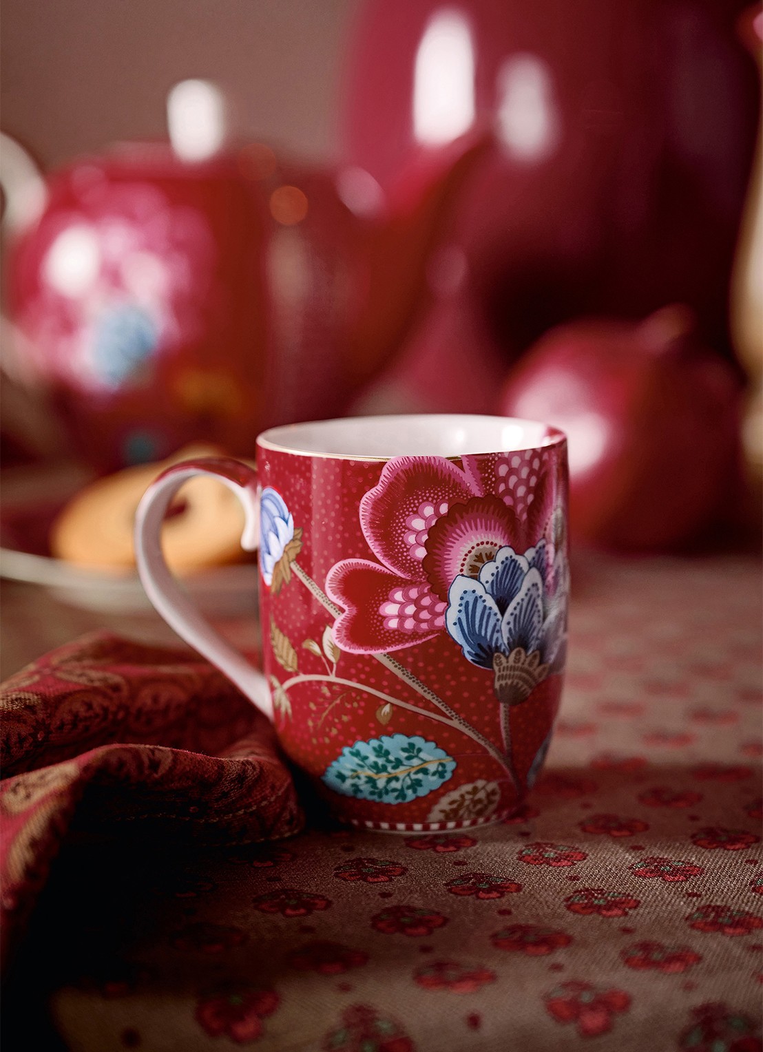 Pip Studio Blooming Tales Fantasy kopje - voorkant 5 donkerrood