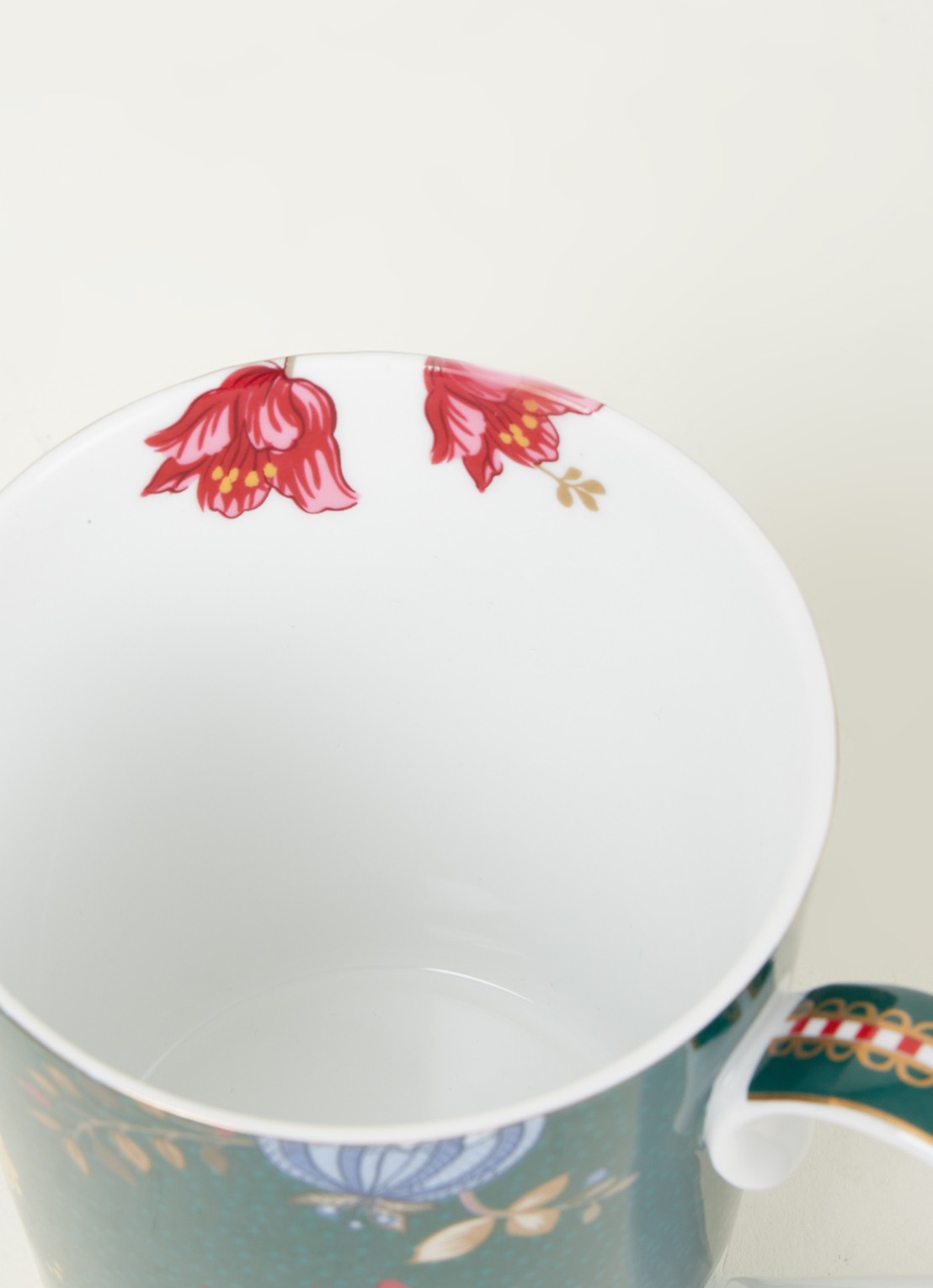 Pip Studio Letter H Floral Fantasy mok 35 cl - detail 3 zeegroen