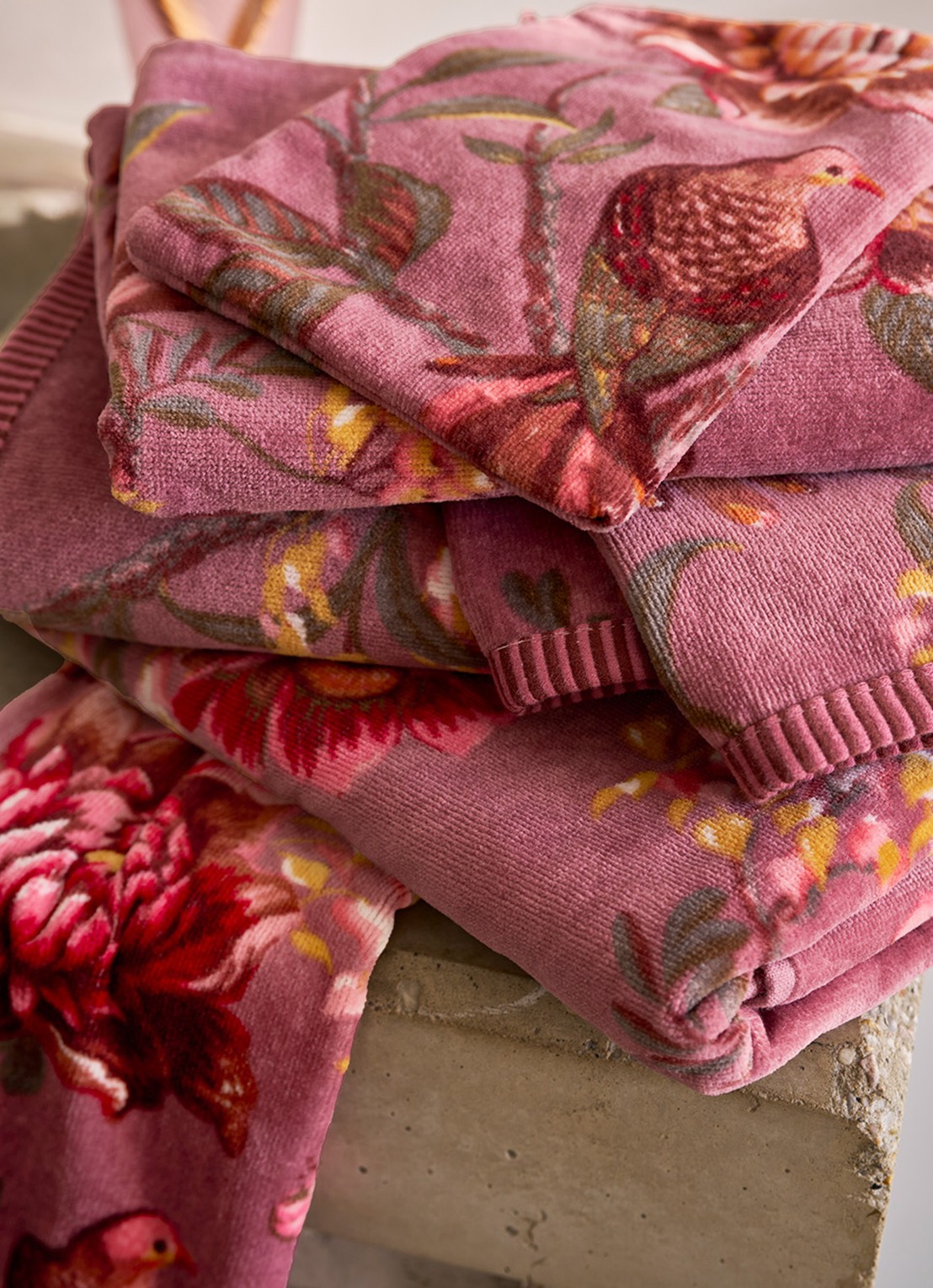 Pip Studio Mauve badlaken 140 x 70 cm - detail 4 paars